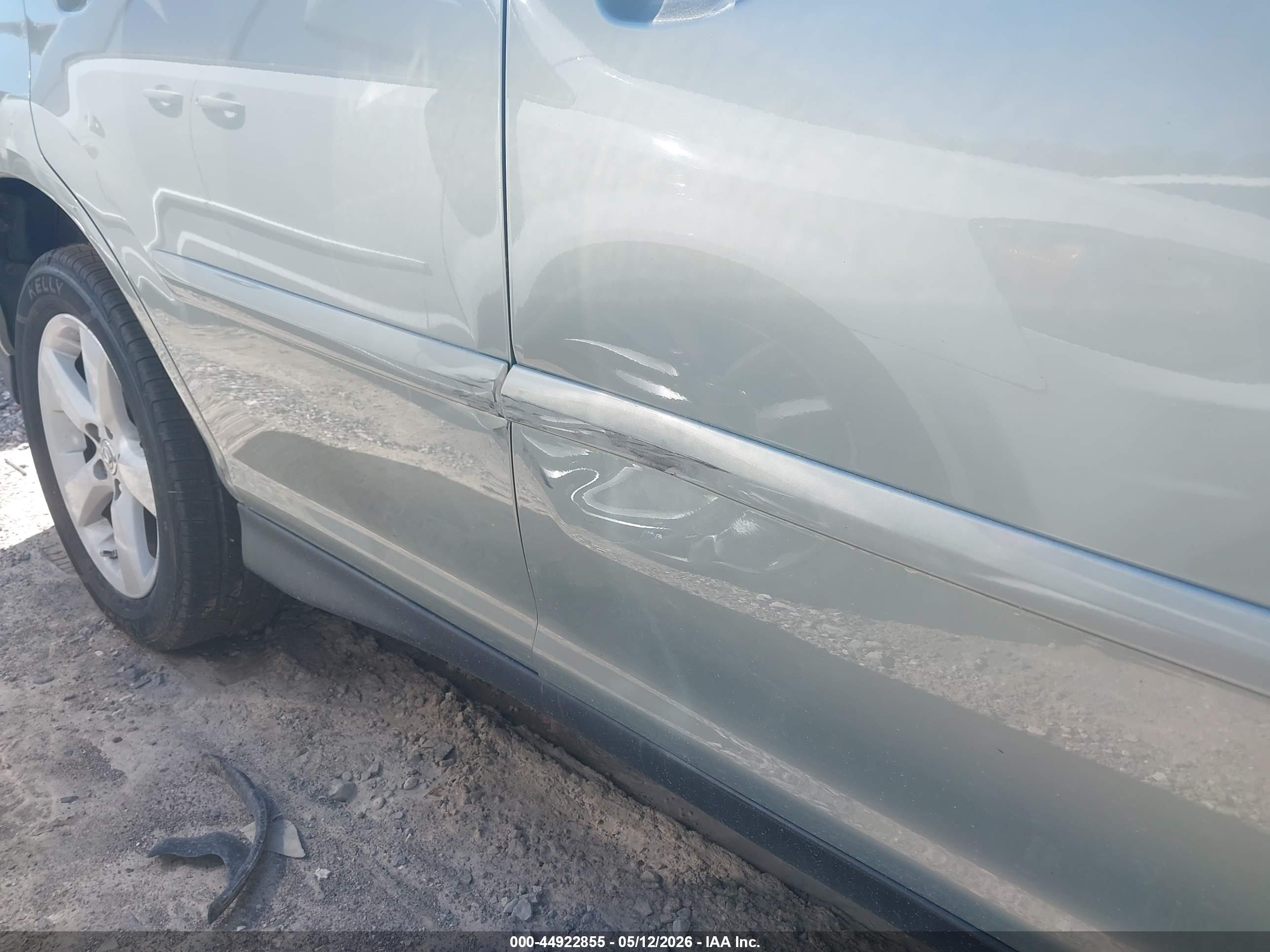 LEXUS RX image 6