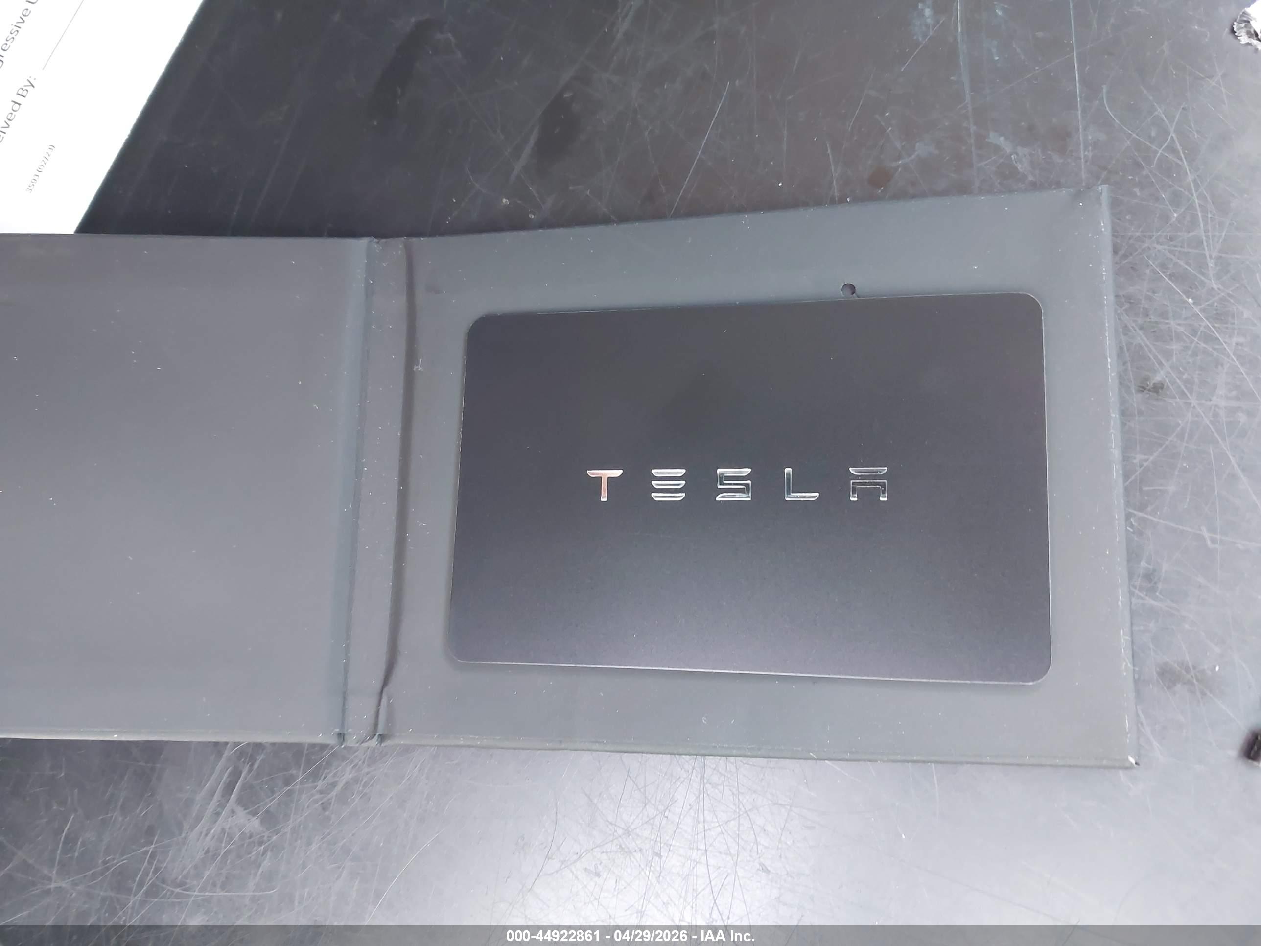 TESLA MODEL image 11