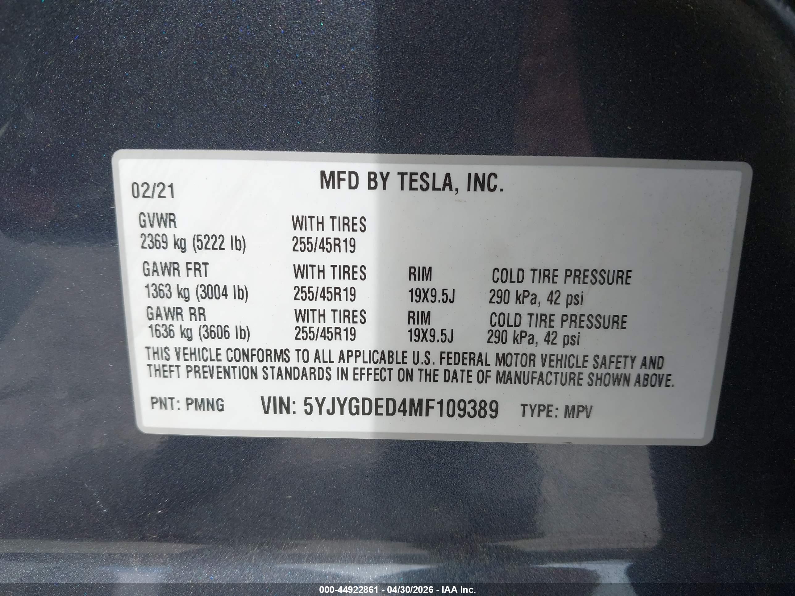 TESLA MODEL image 9