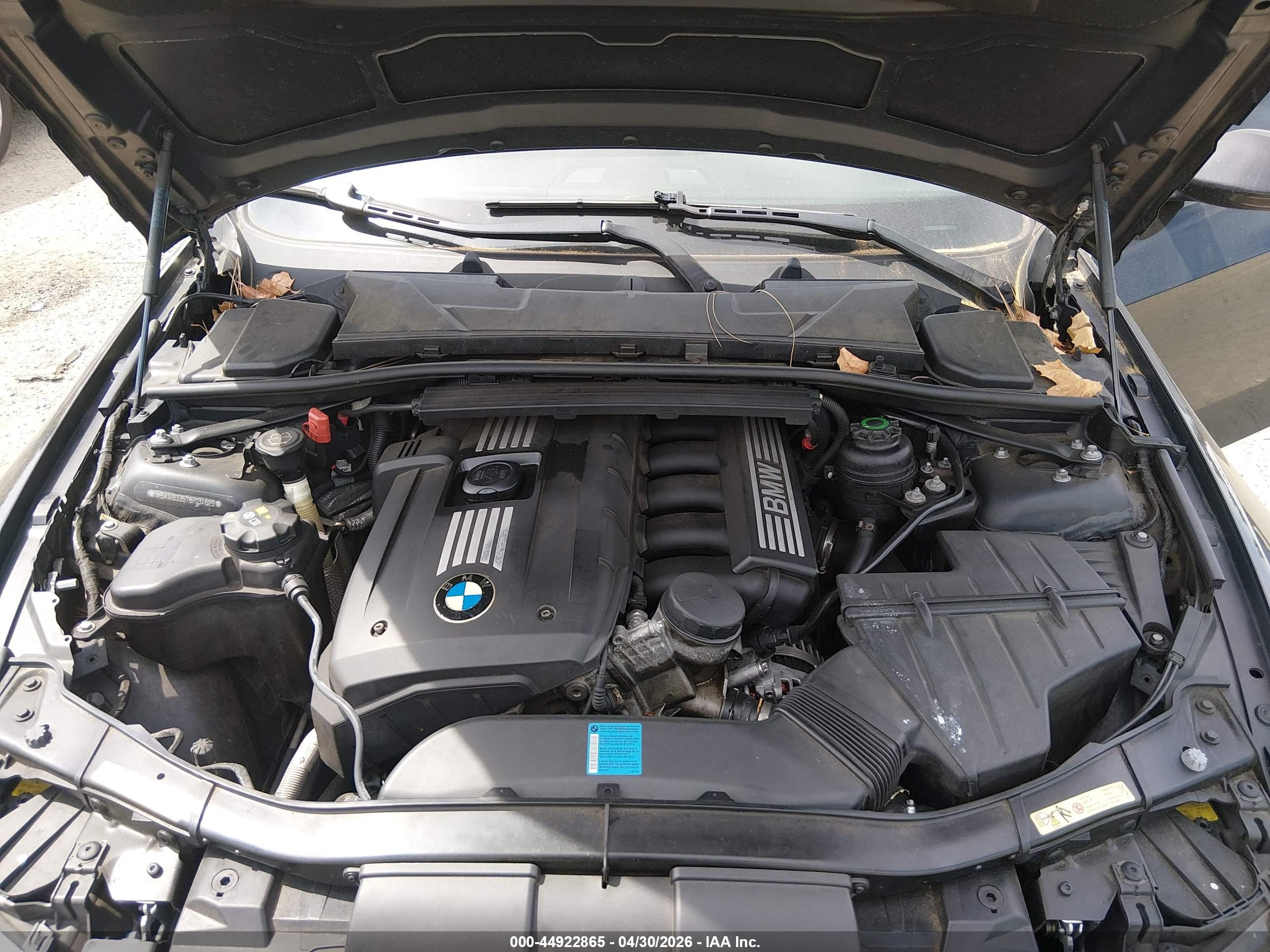 BMW 328I image 10