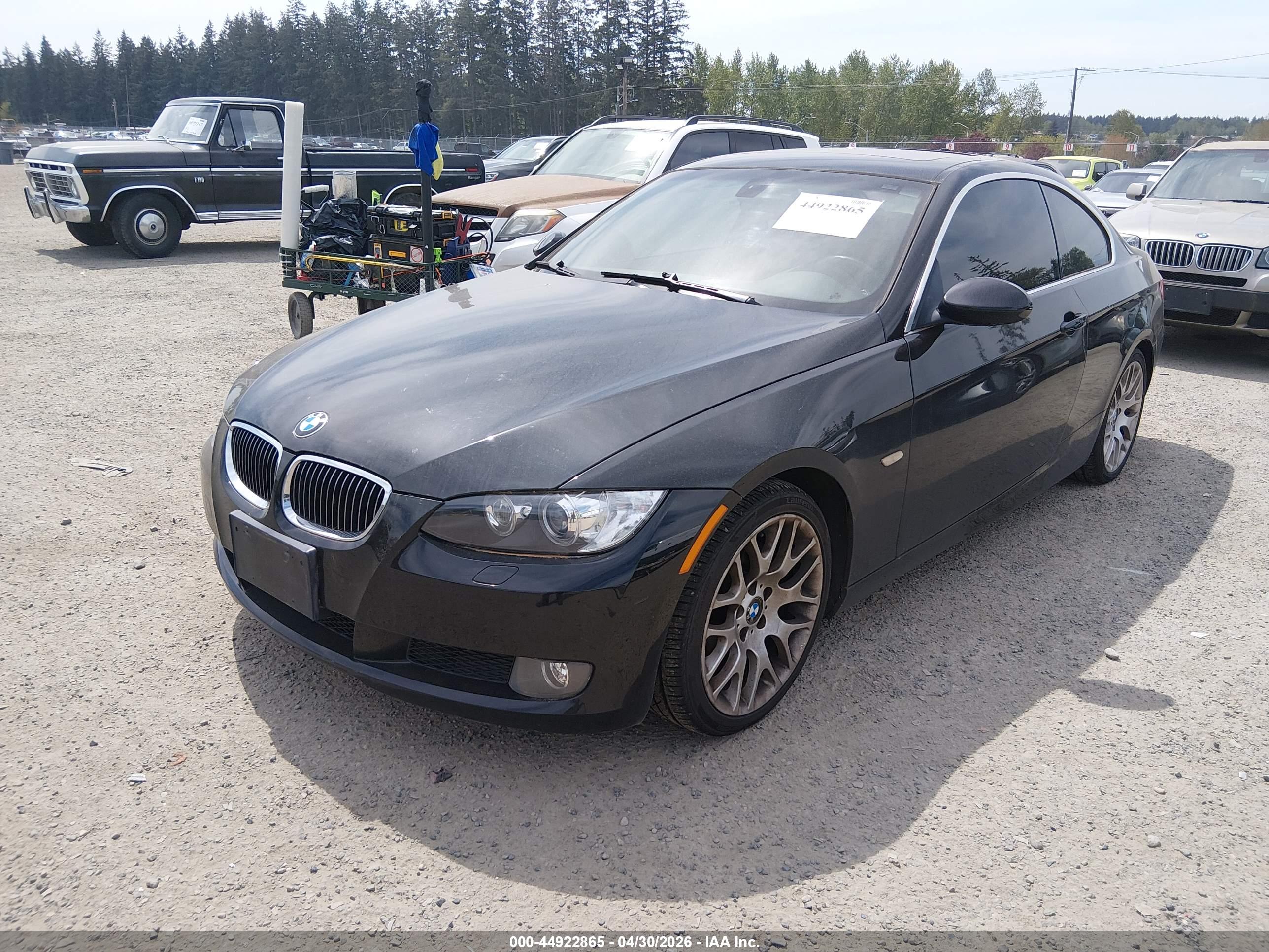 BMW 328I image 2
