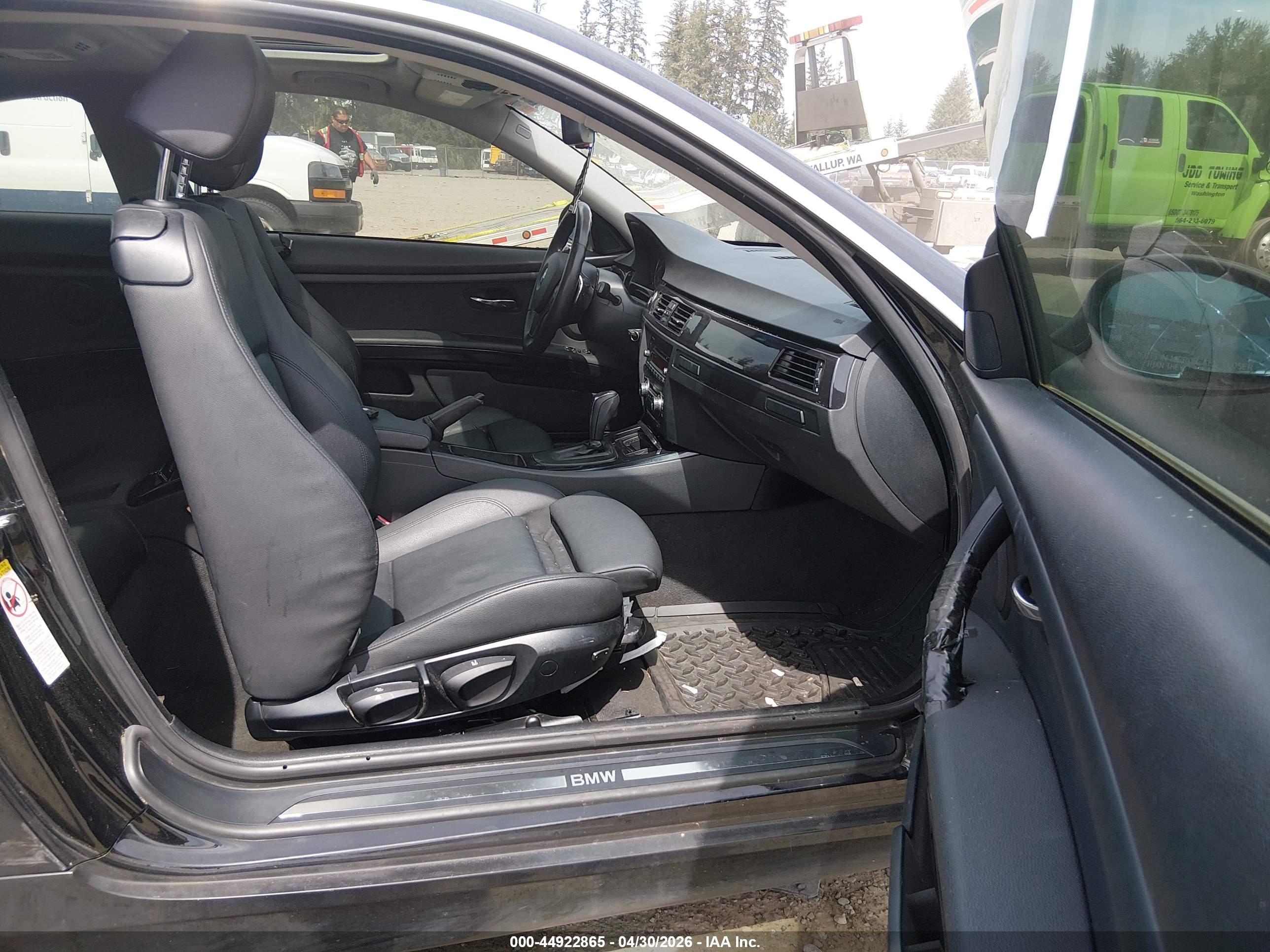BMW 328I image 5