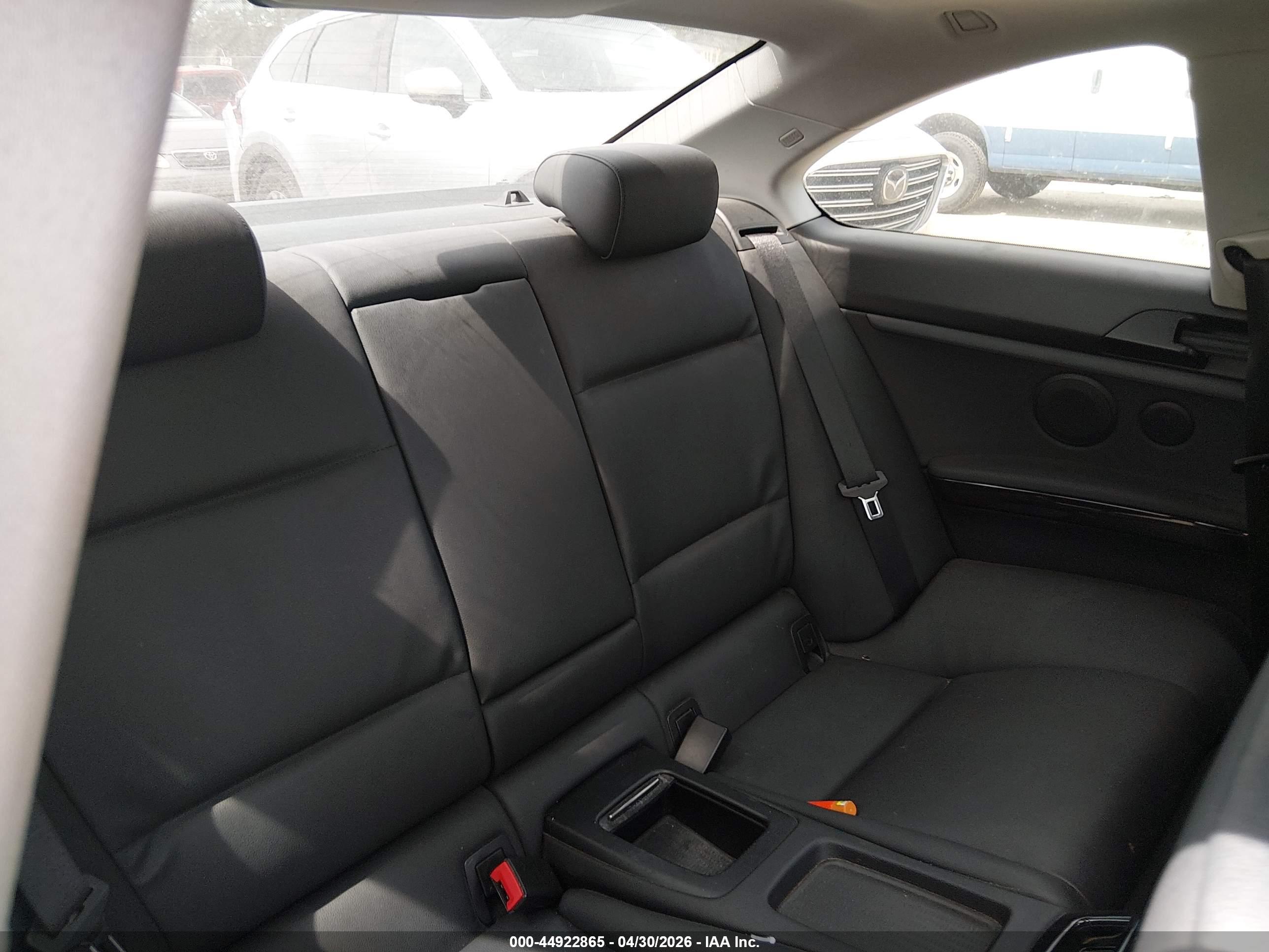 BMW 328I image 8