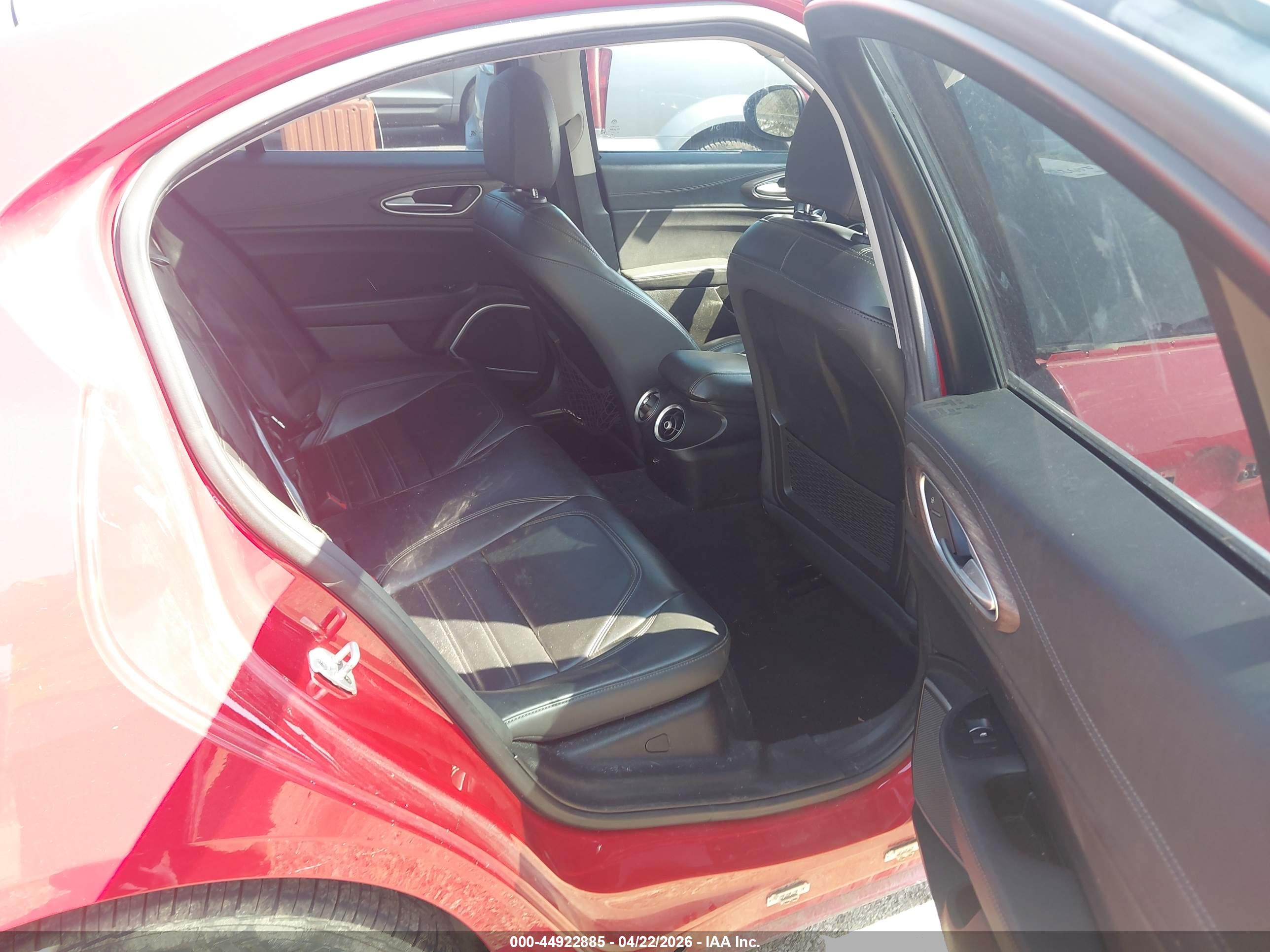 ALFA ROMEO image 8