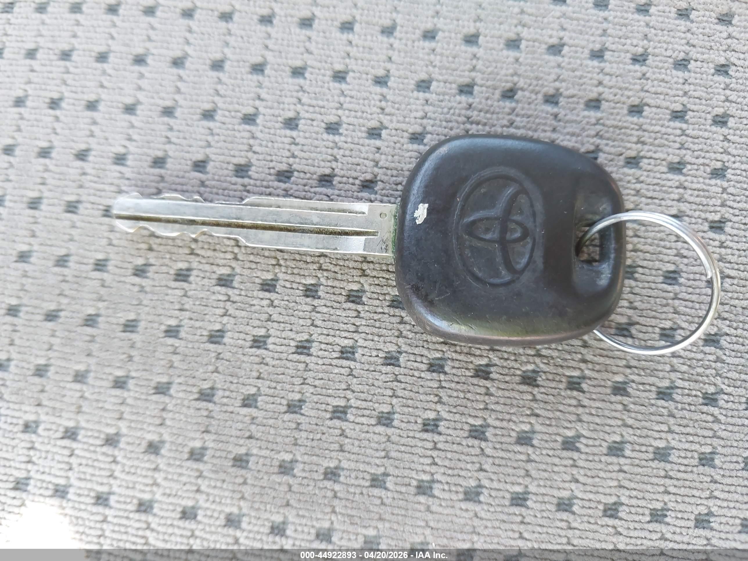 TOYOTA SIENNA image 11