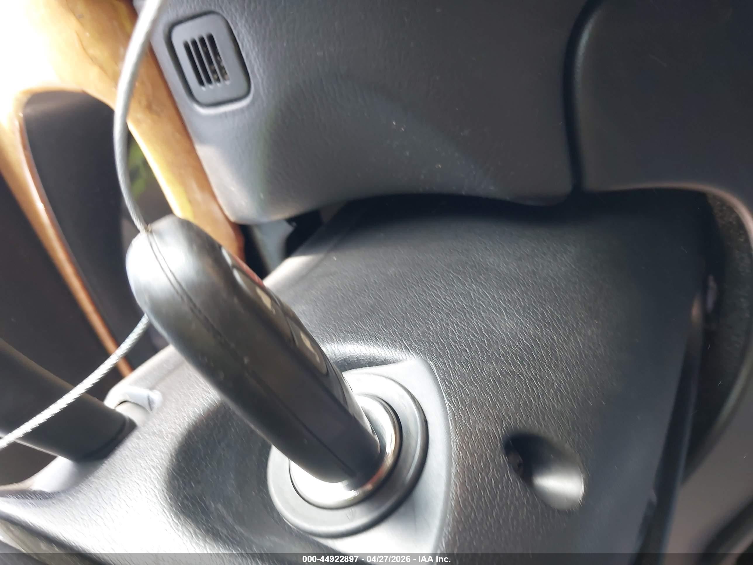 JAGUAR X-TYPE image 11