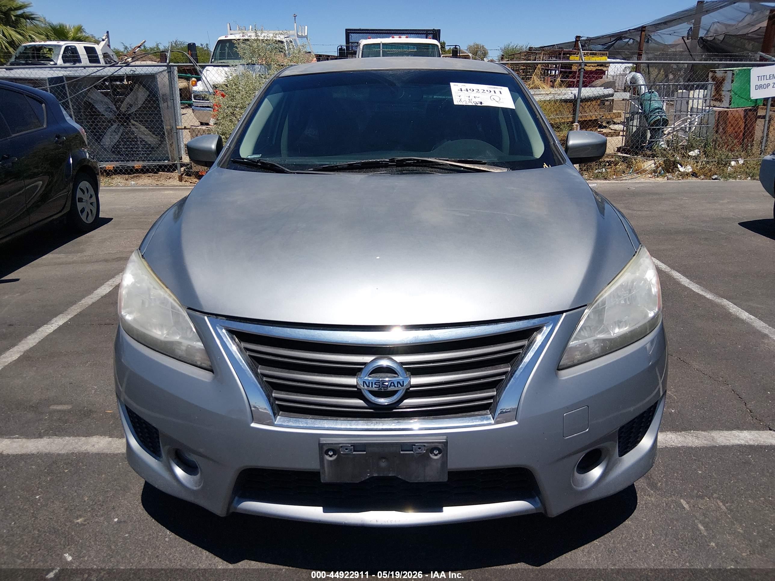 NISSAN SENTRA image 6