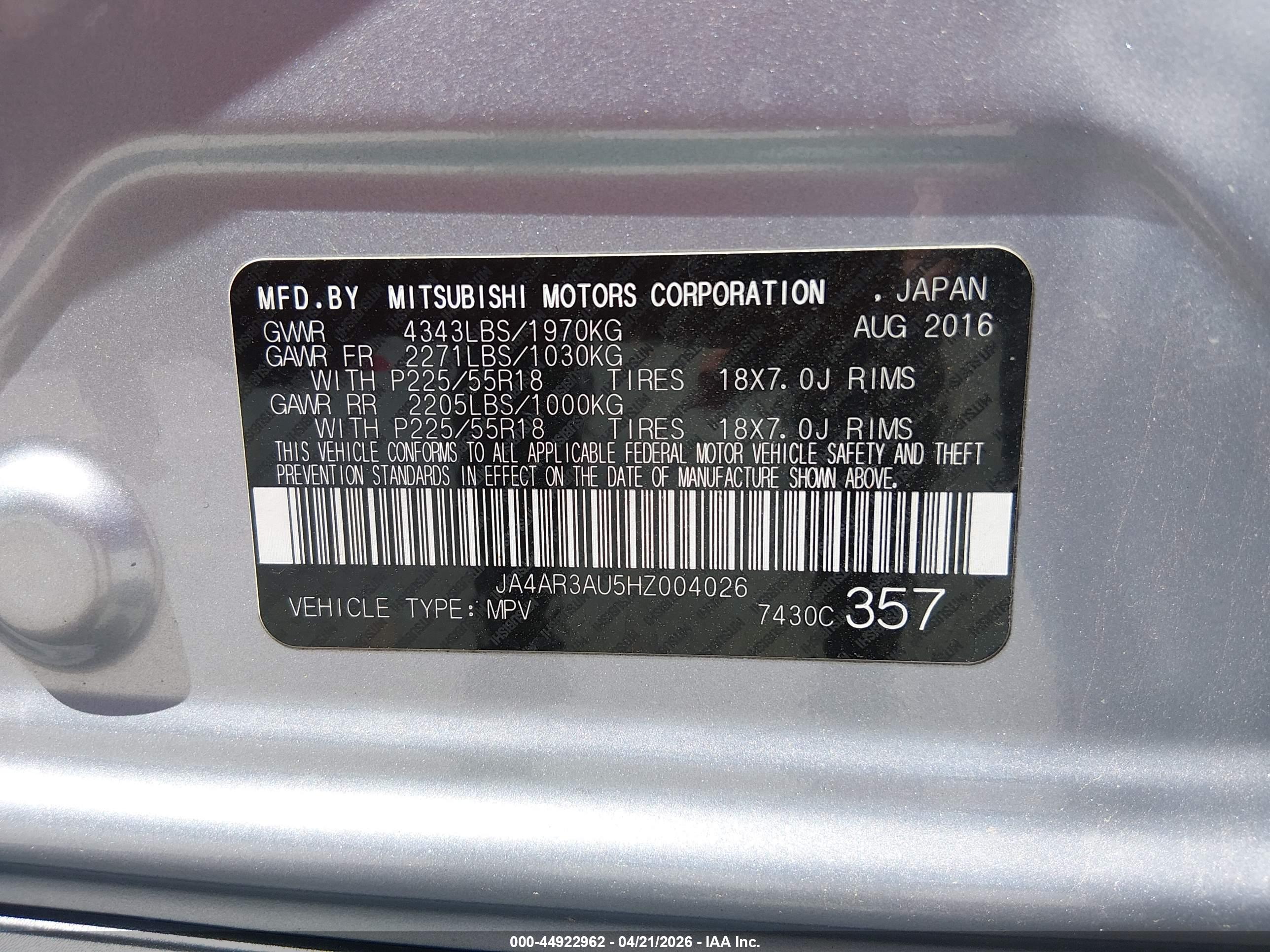 MITSUBISHI OUTLANDER image 9
