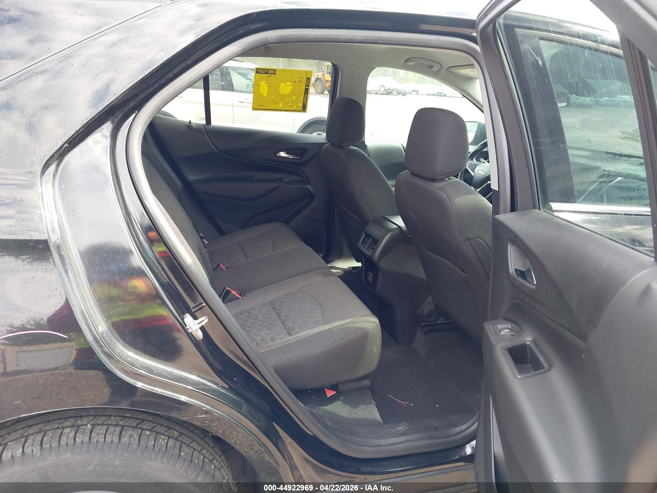 CHEVROLET EQUINOX image 8