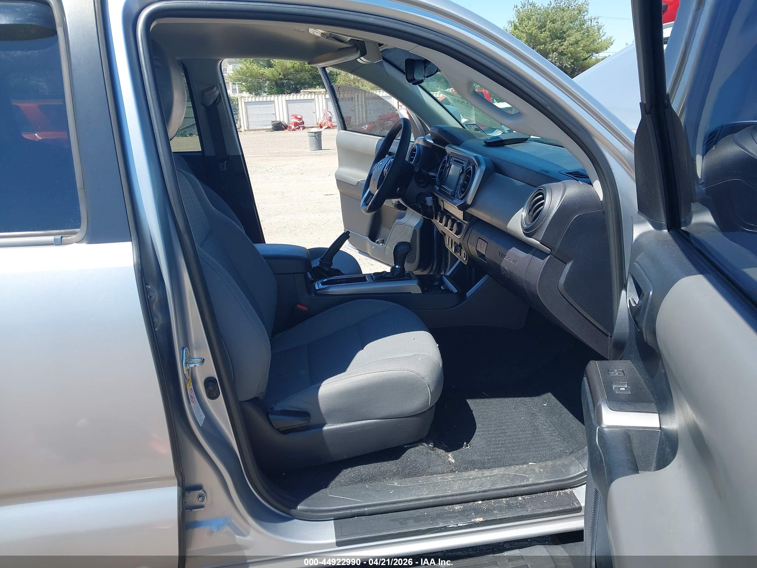 TOYOTA TACOMA image 5