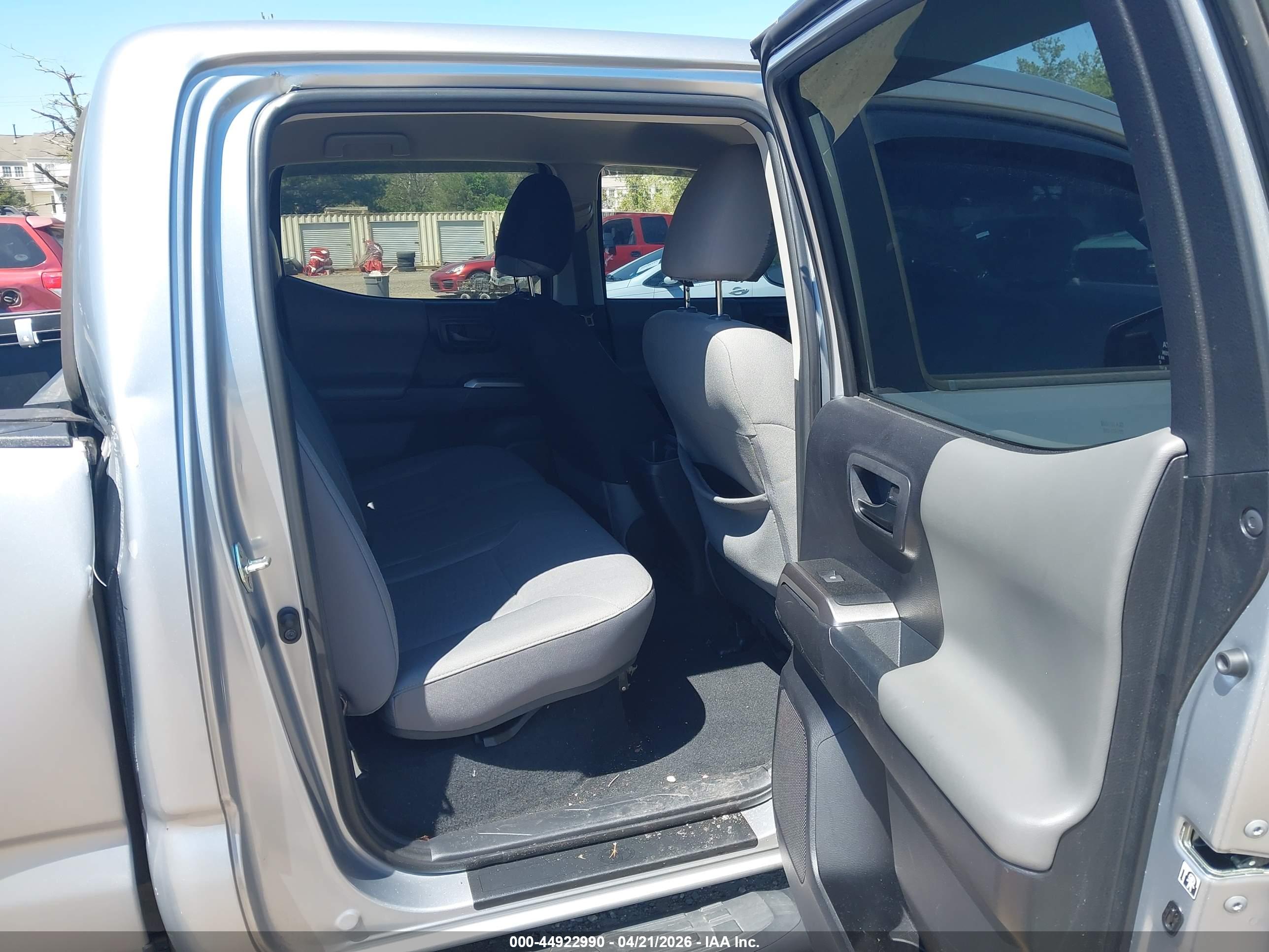 TOYOTA TACOMA image 8