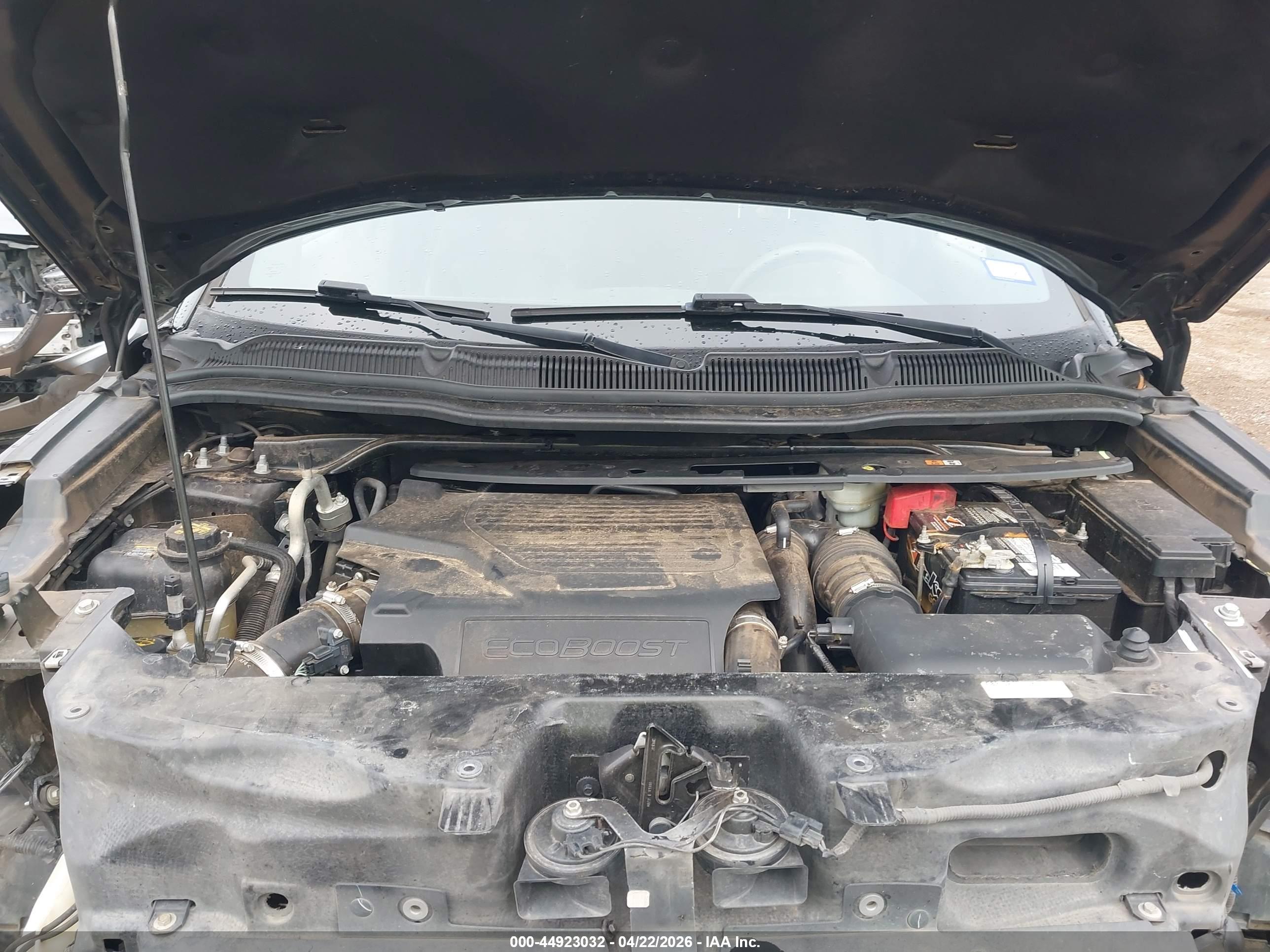 FORD EXPLORER image 10