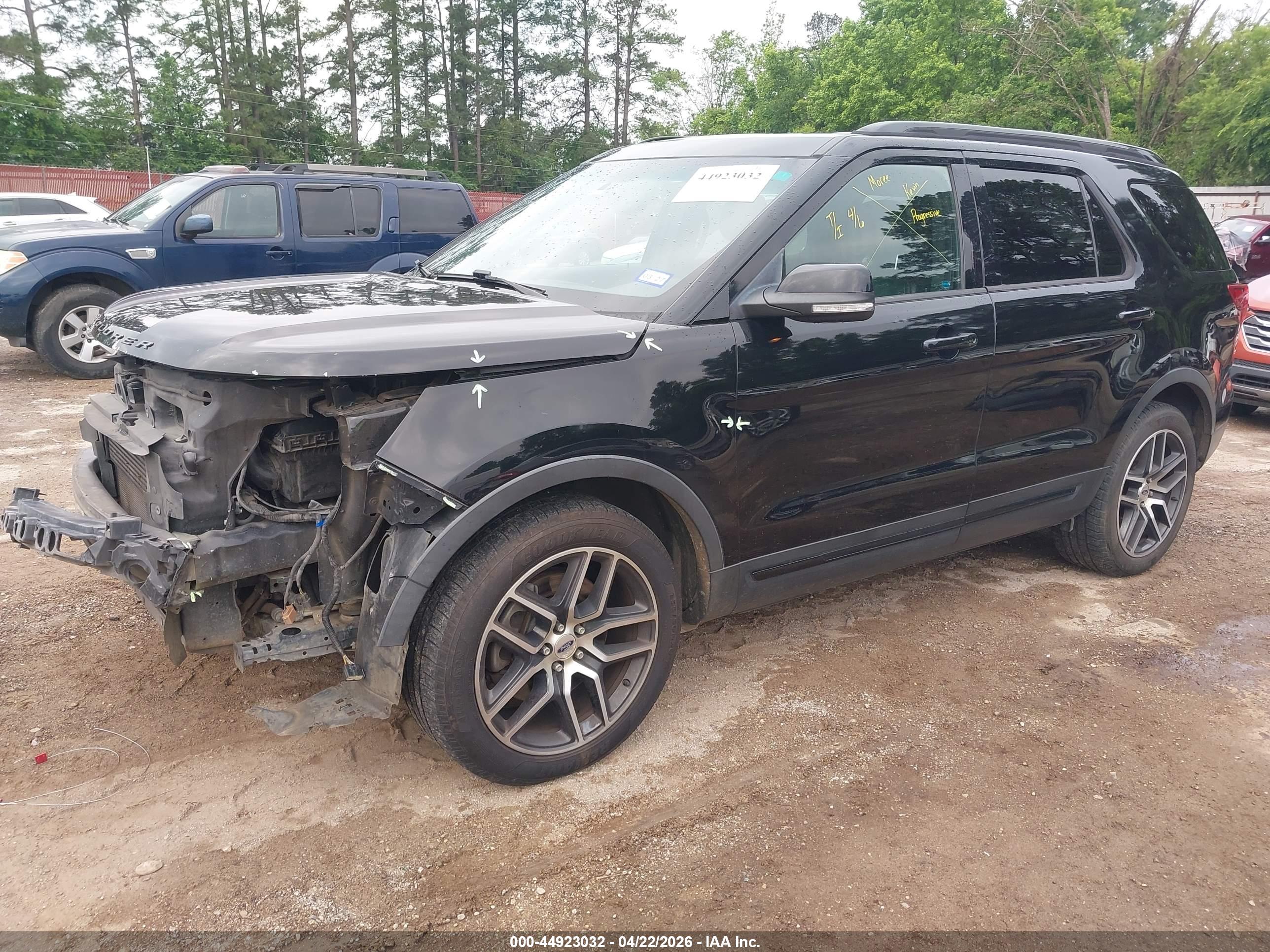 FORD EXPLORER image 2