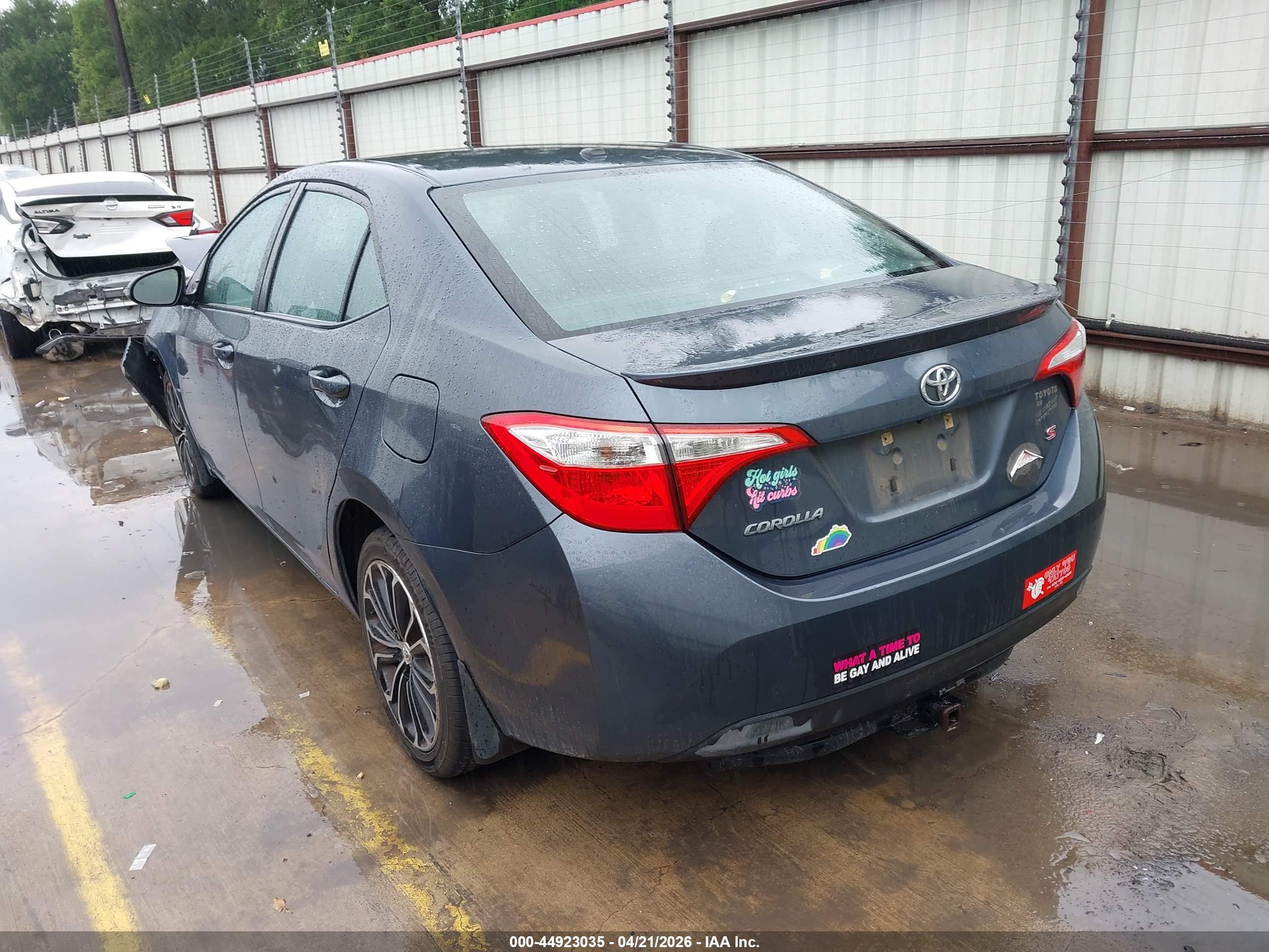 TOYOTA COROLLA image 3