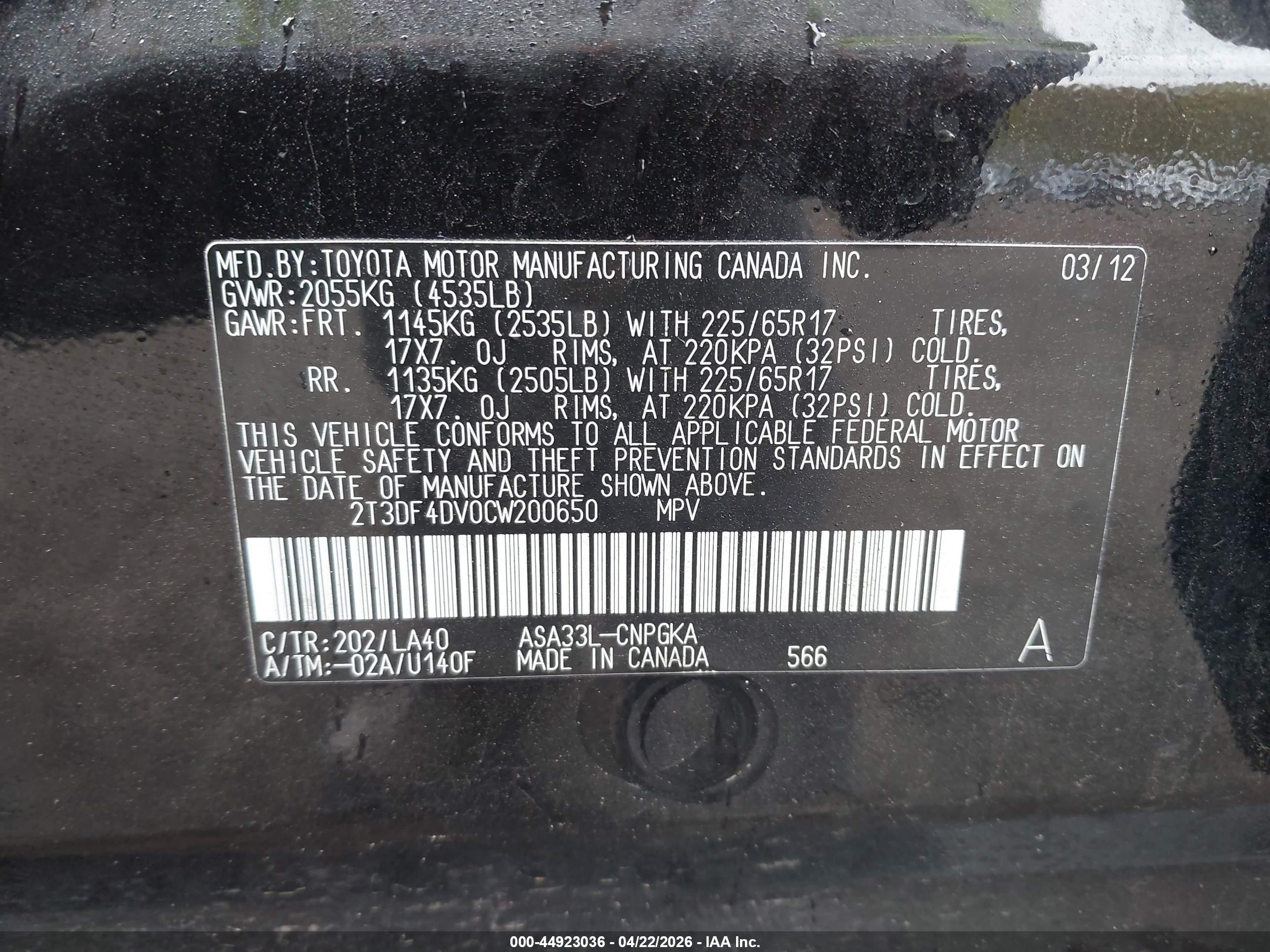 TOYOTA RAV4 image 9