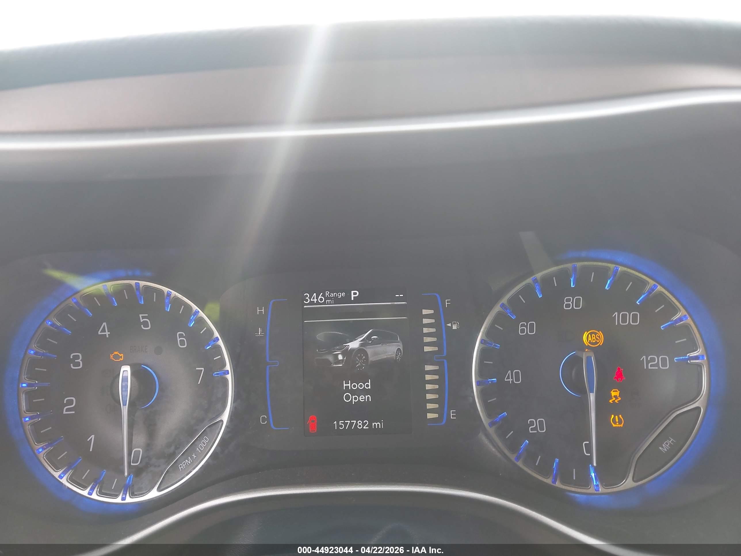 CHRYSLER PACIFICA image 7
