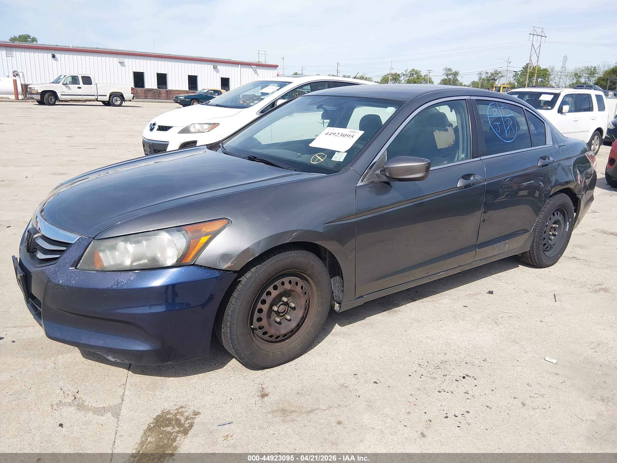 HONDA ACCORD image 2