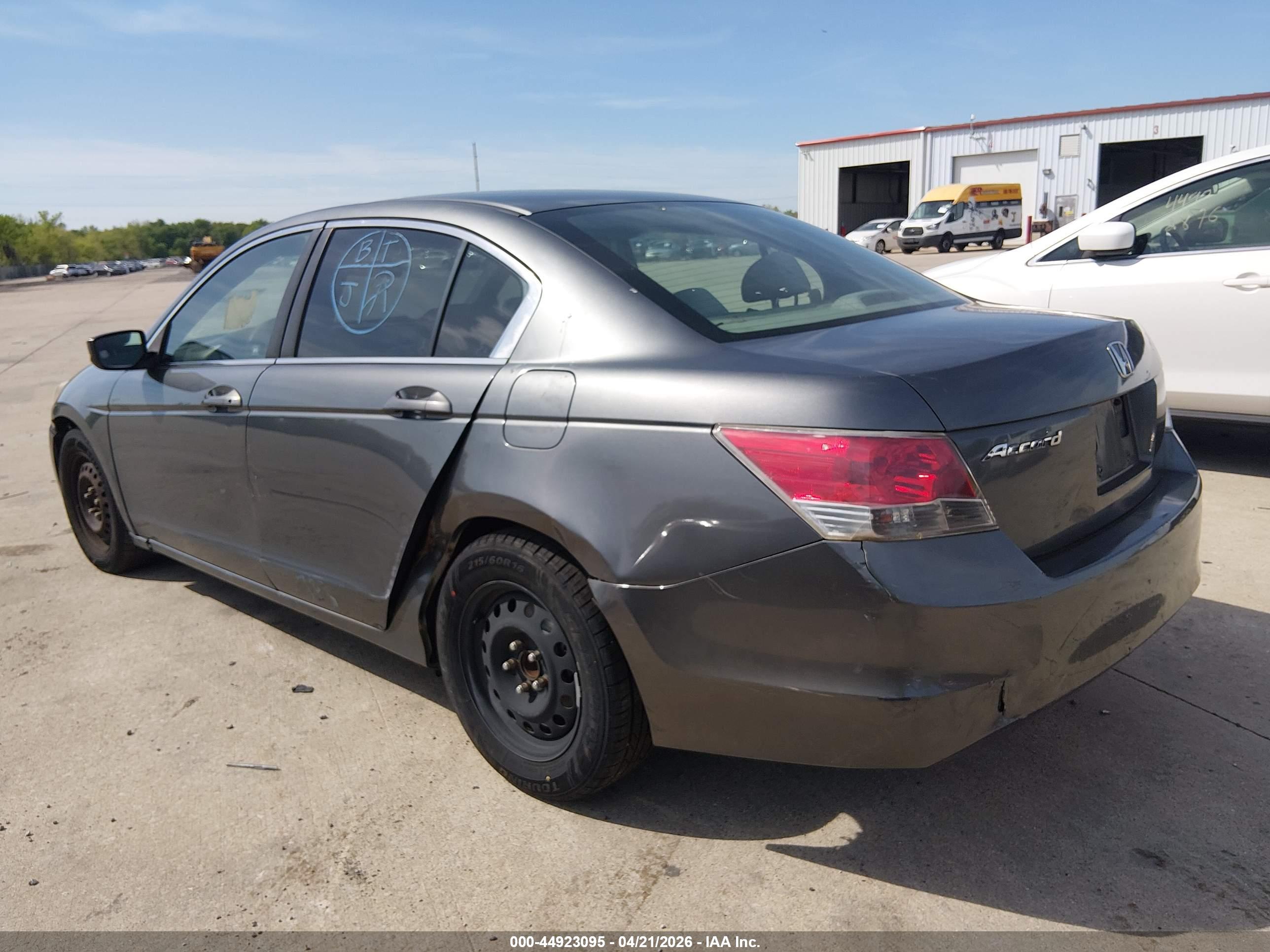 HONDA ACCORD image 3