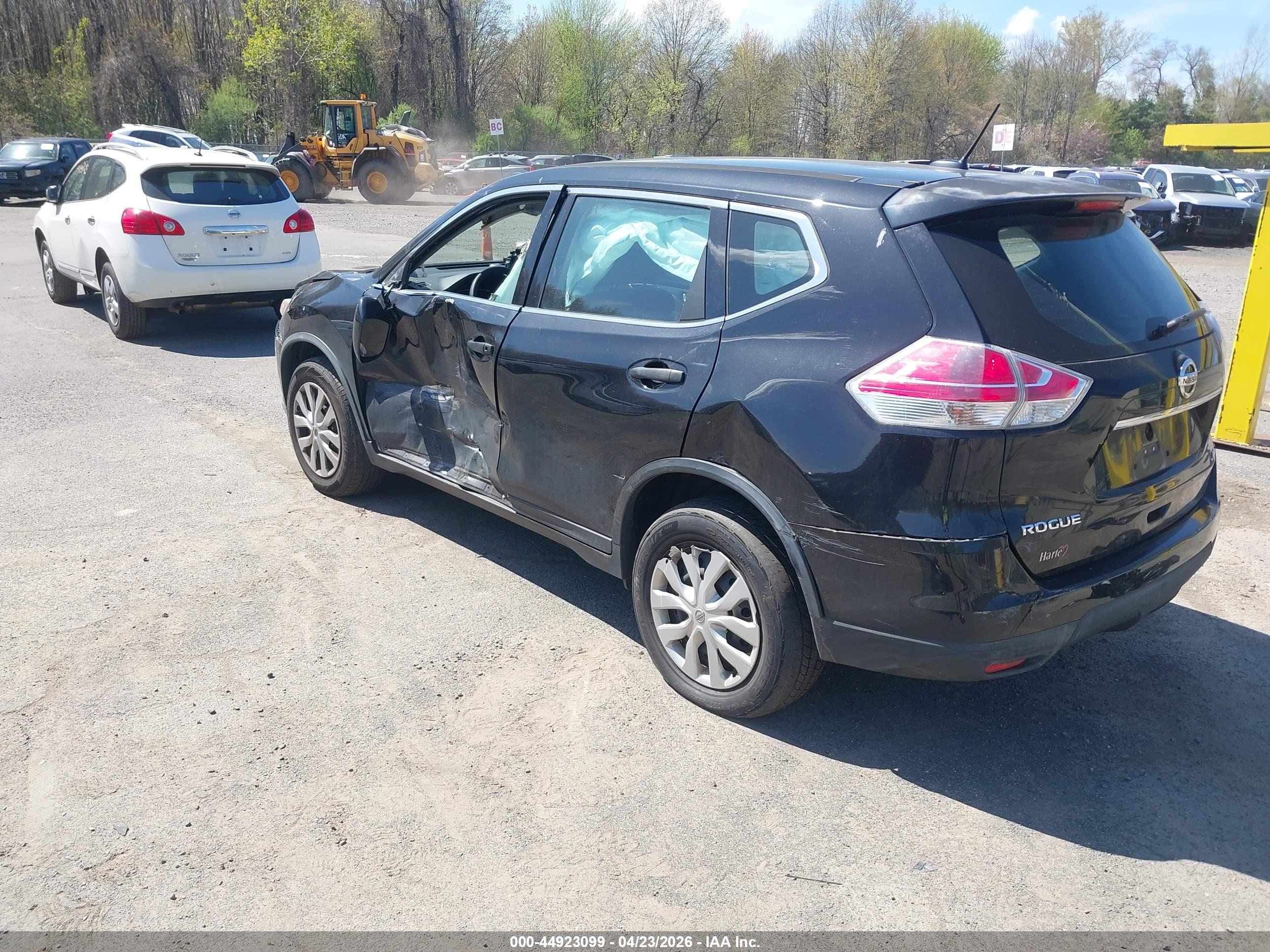 NISSAN ROGUE image 3
