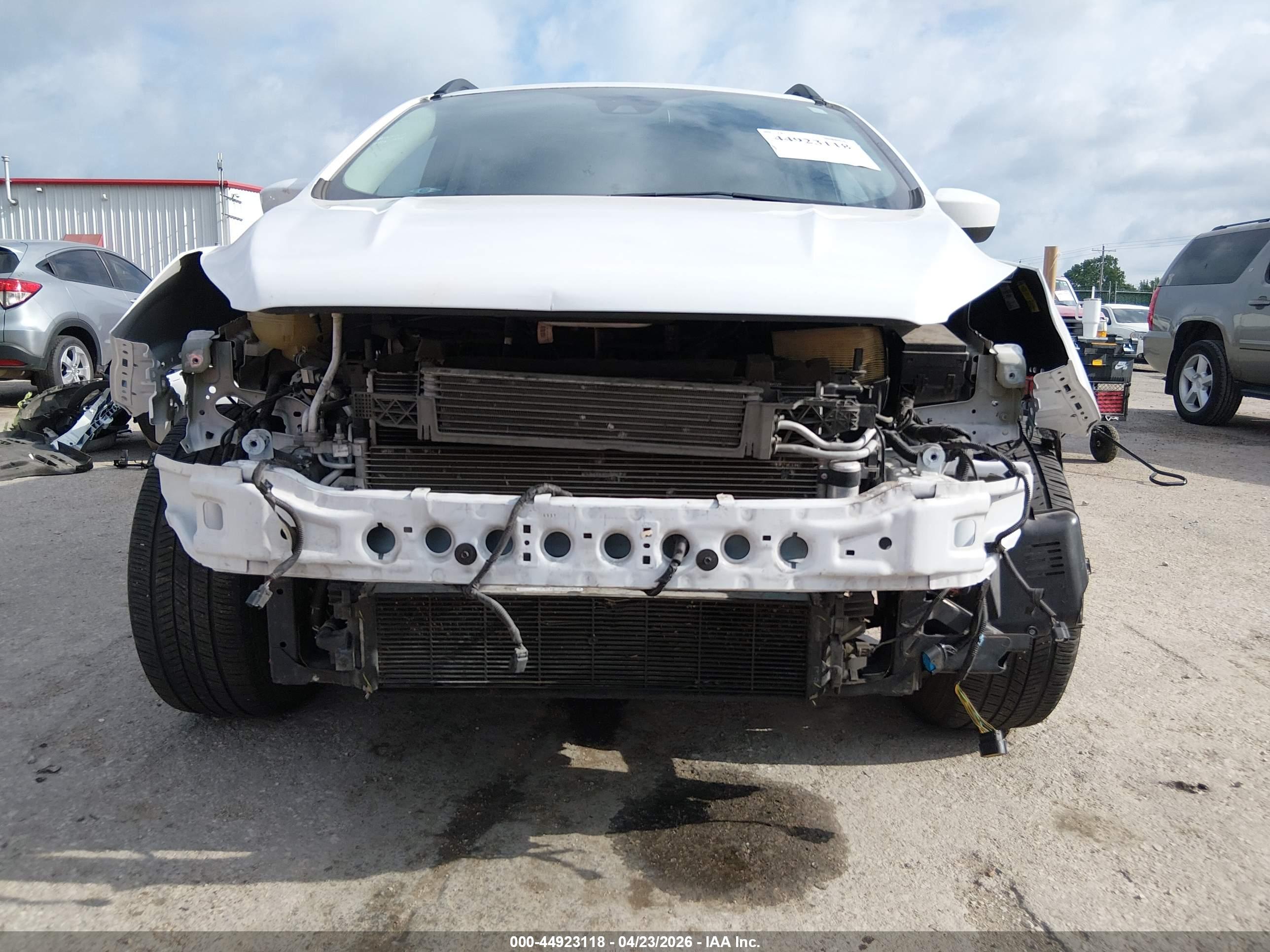 FORD ESCAPE image 6