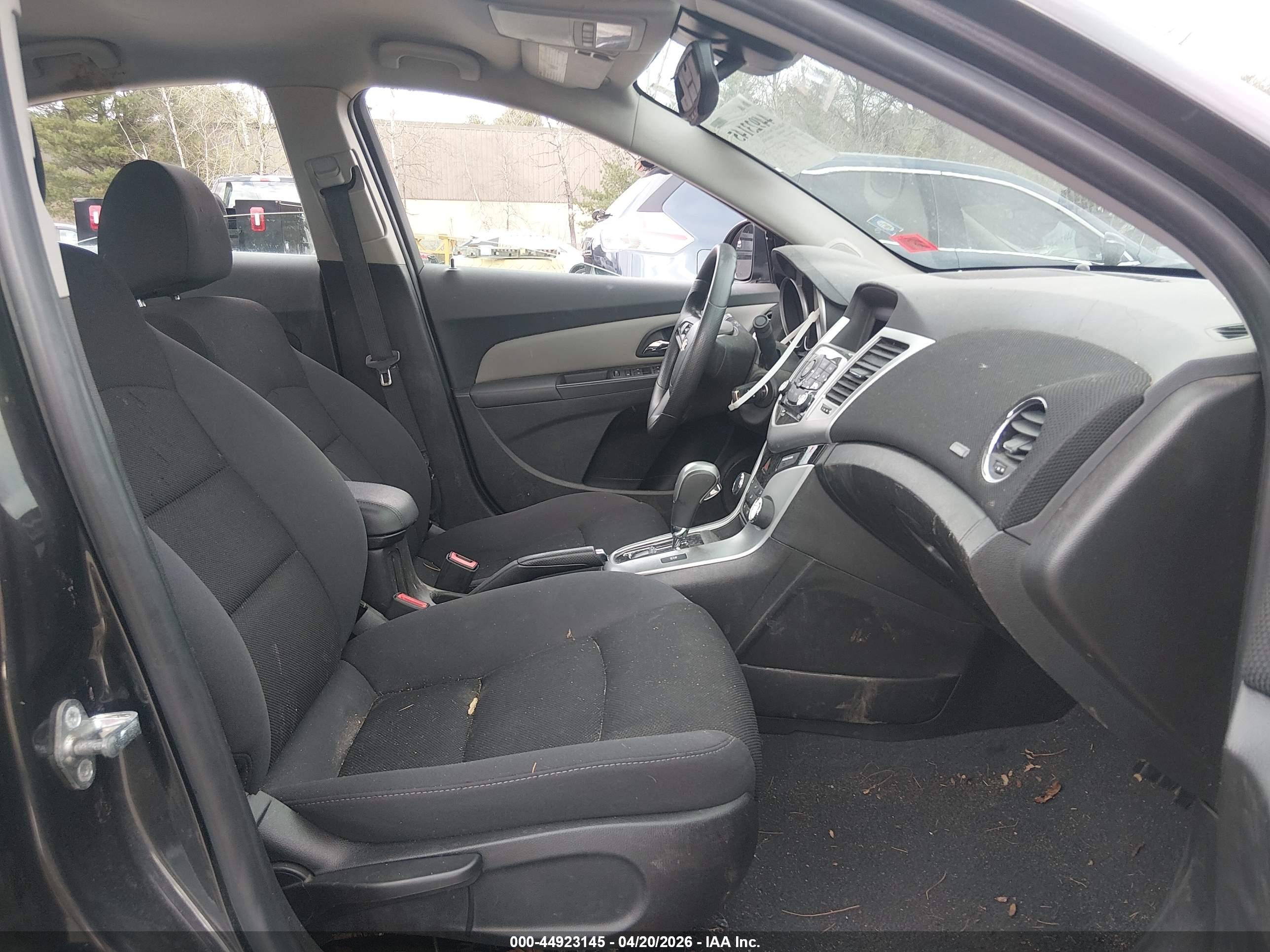 CHEVROLET CRUZE image 5