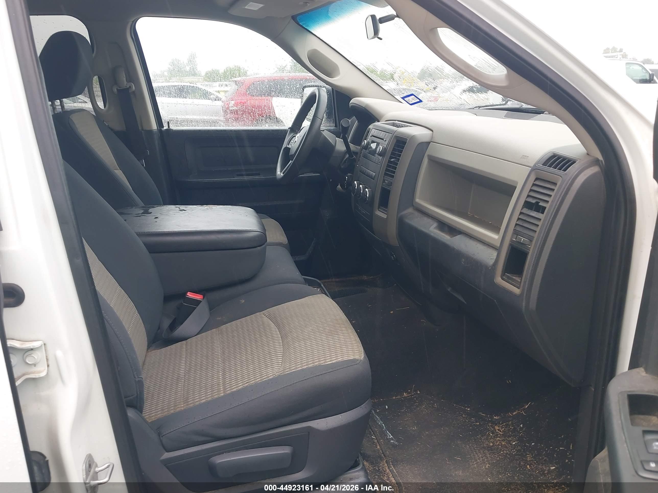 RAM 2500 image 5