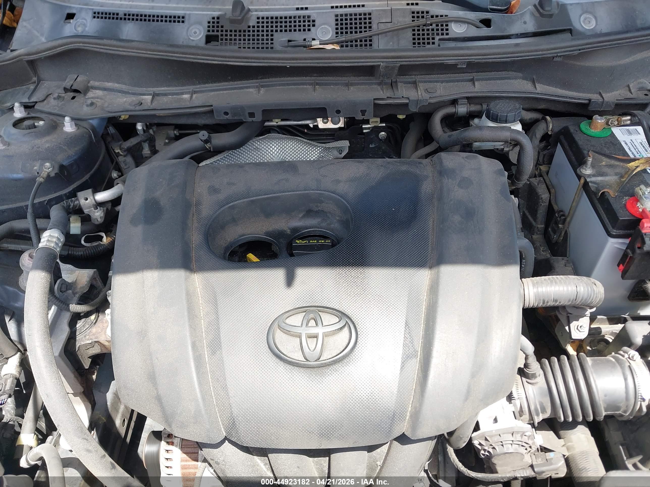 TOYOTA YARIS image 10