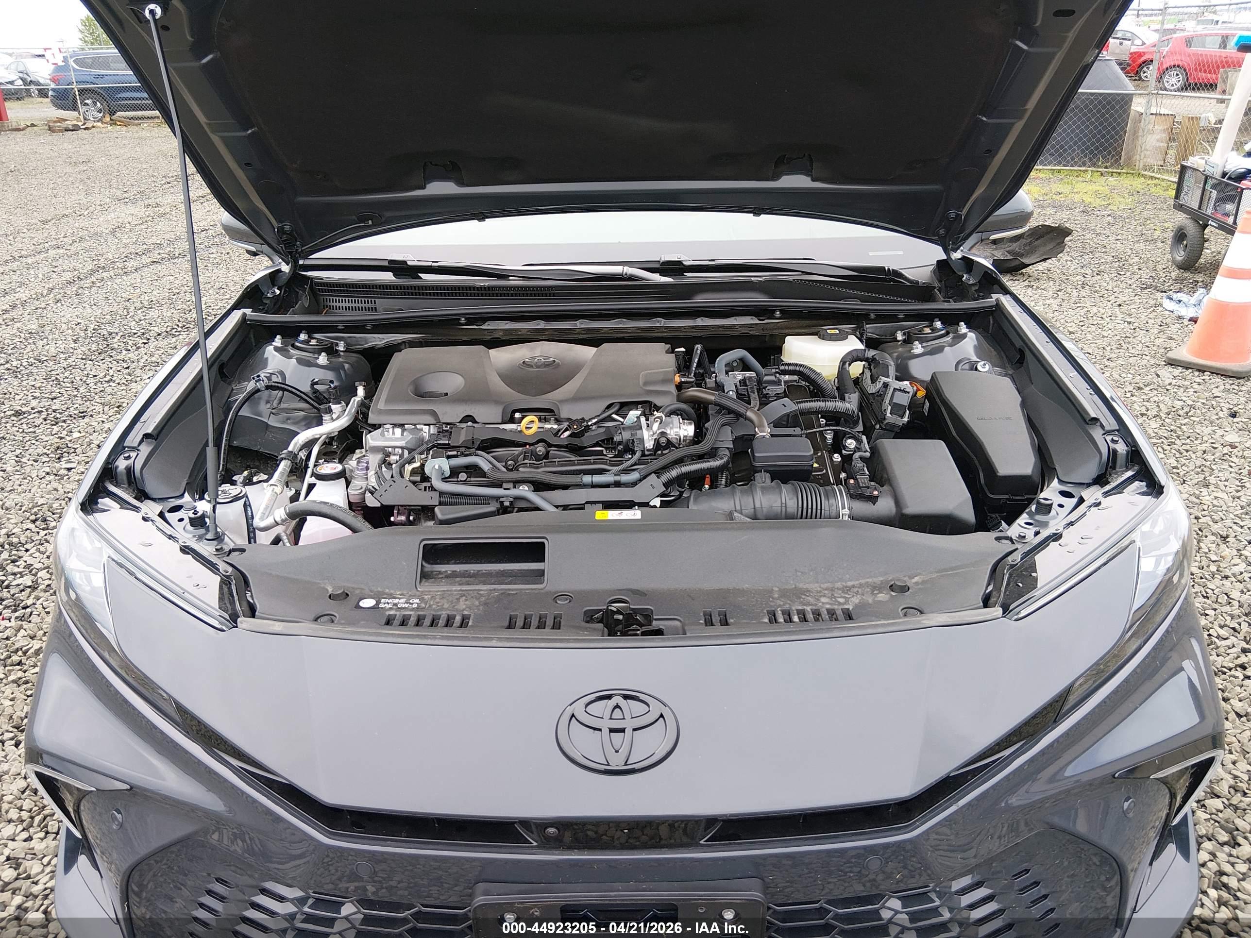 TOYOTA CAMRY image 10