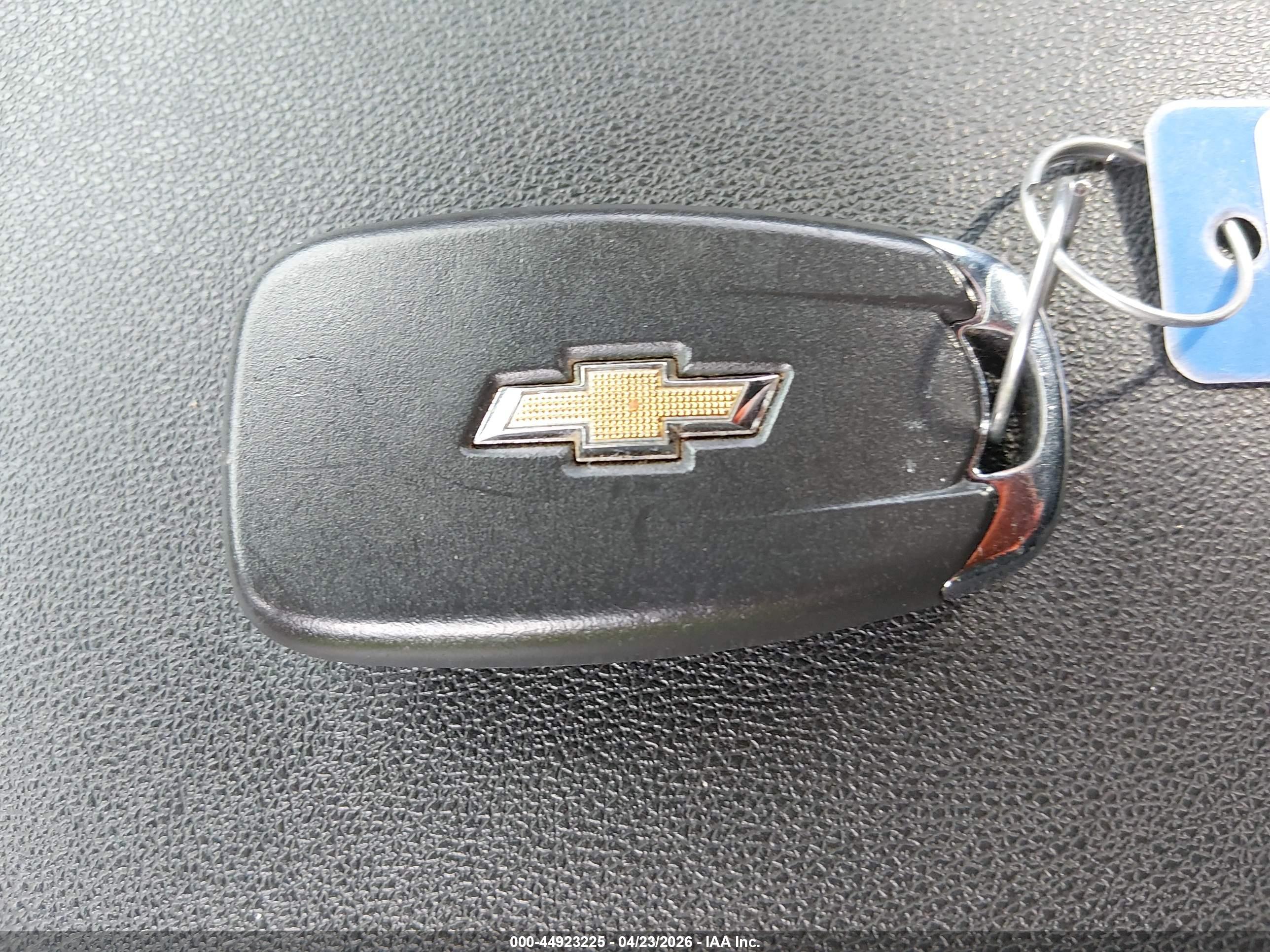 CHEVROLET EQUINOX image 11