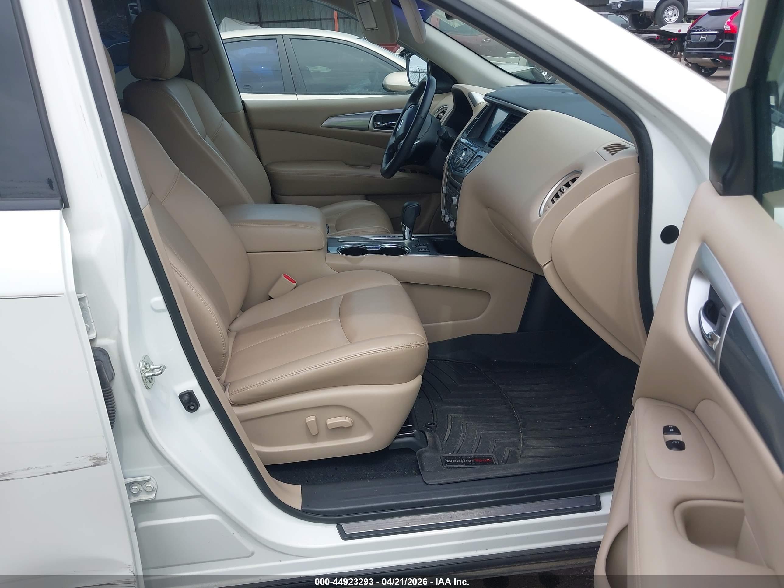 NISSAN PATHFINDER image 5