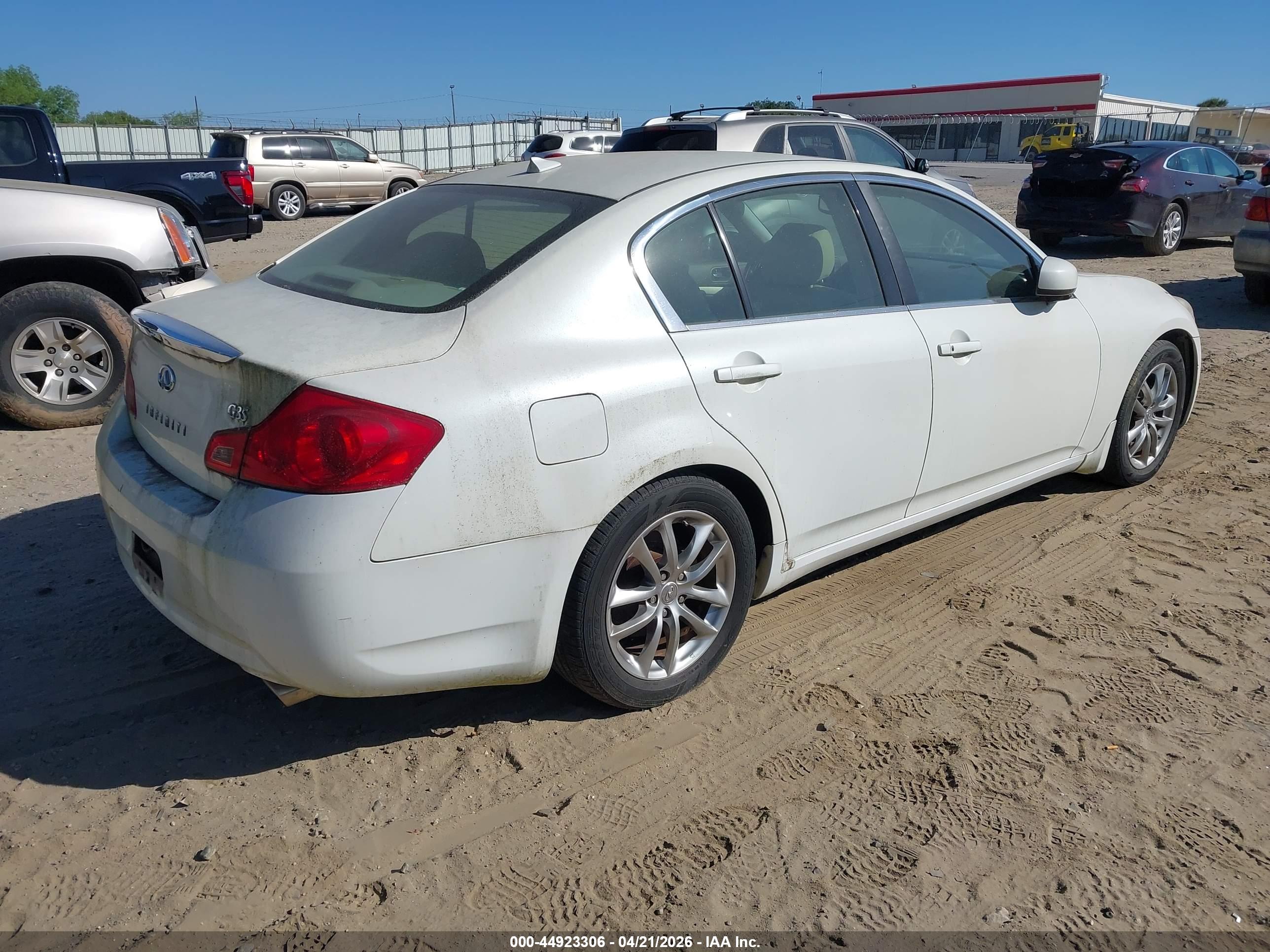 INFINITI G35 image 4