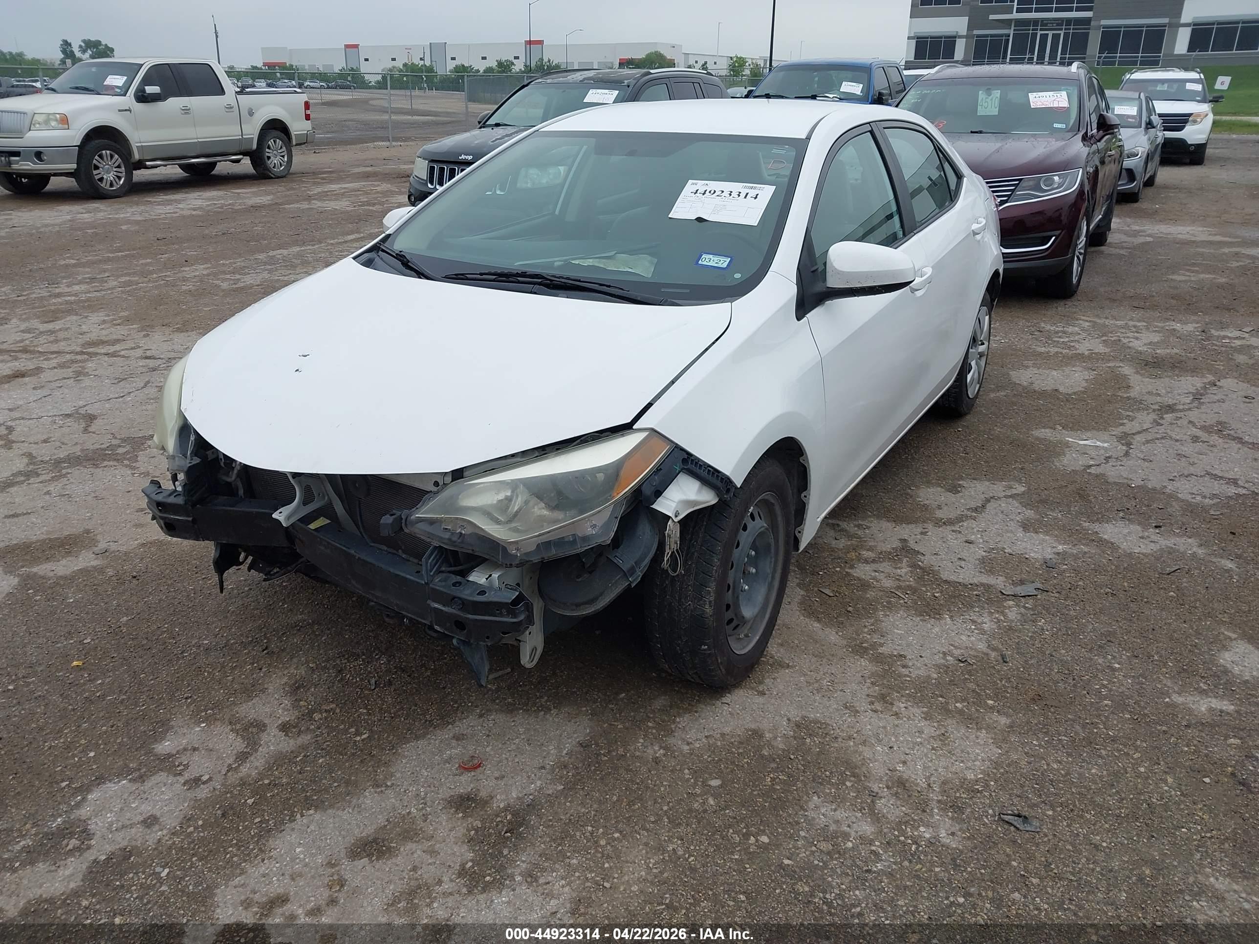 TOYOTA COROLLA image 2