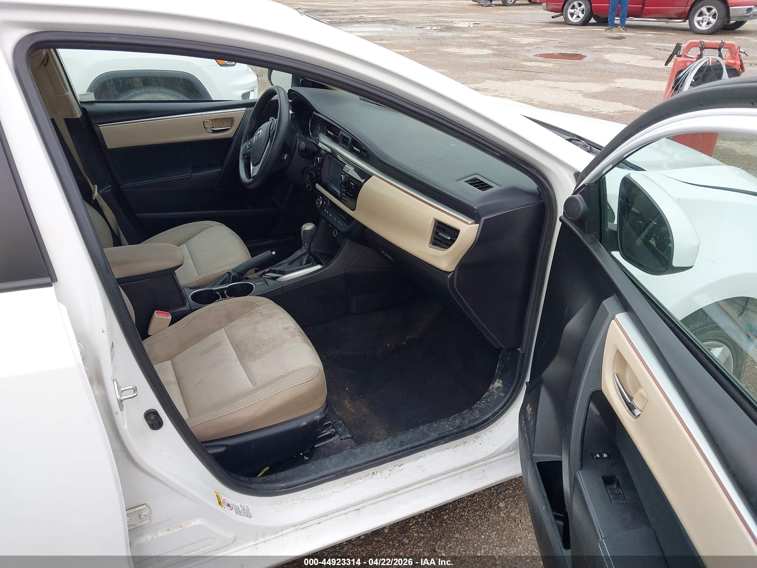 TOYOTA COROLLA image 5