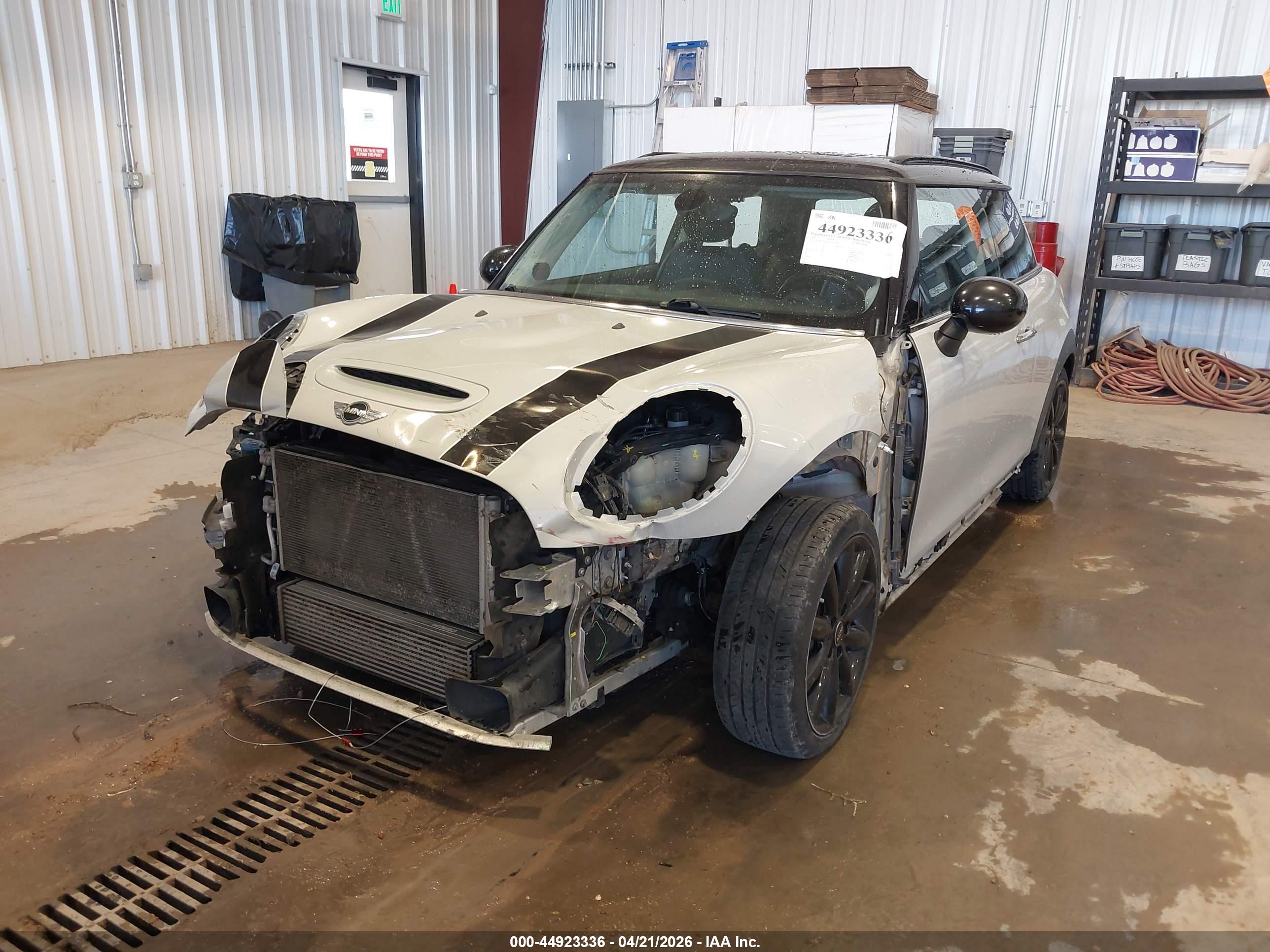 MINI HARDTOP image 6