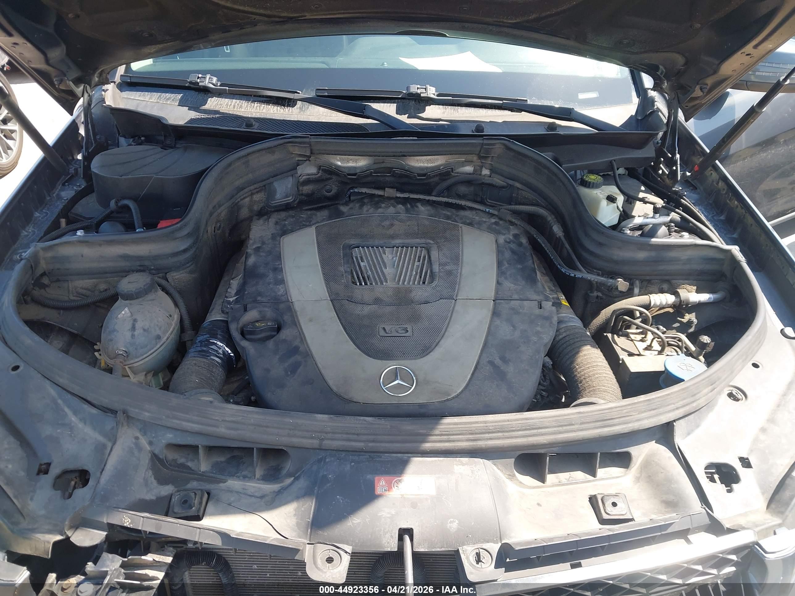 MERCEDES-BENZ GLK image 10
