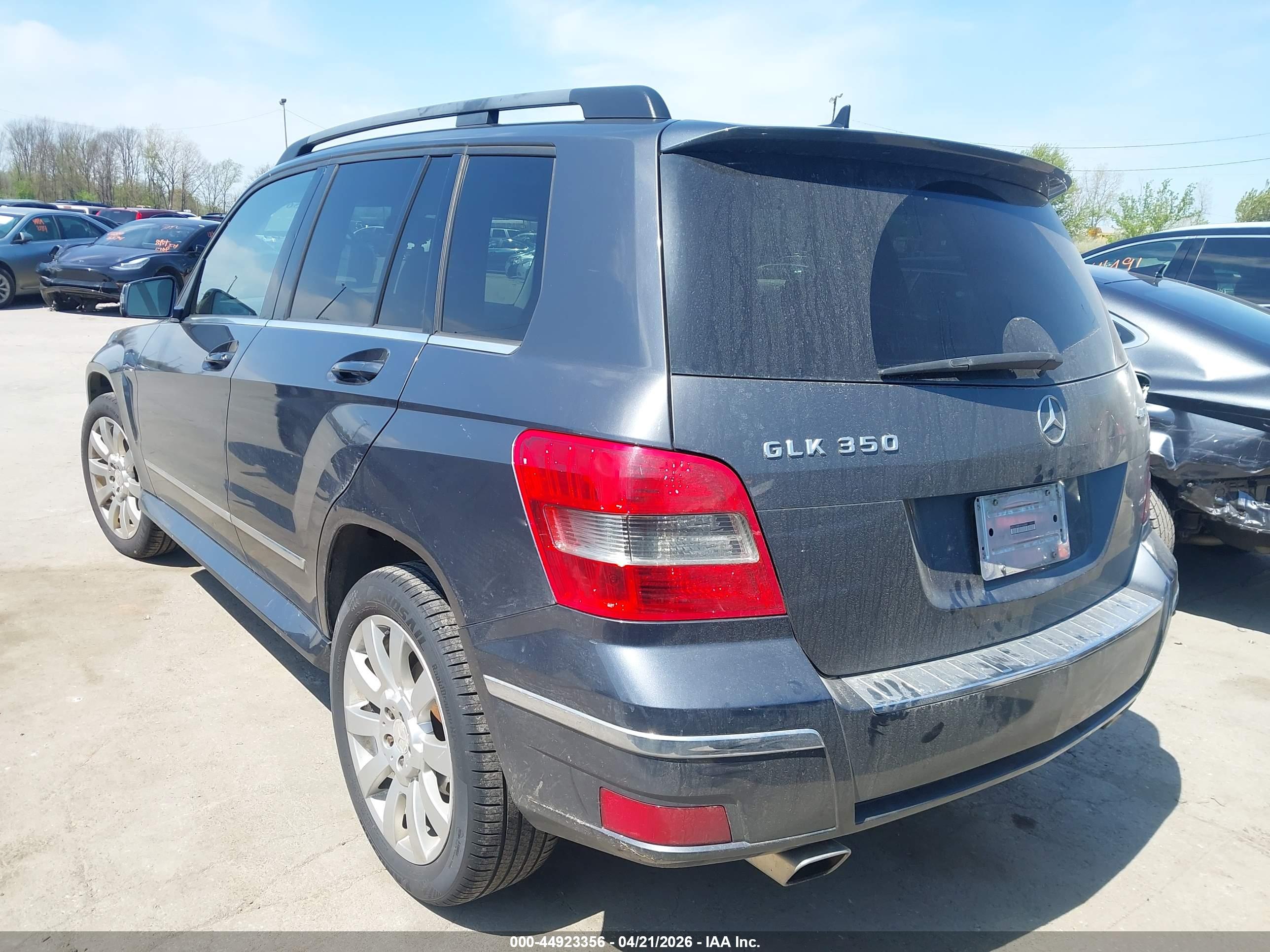 MERCEDES-BENZ GLK image 3