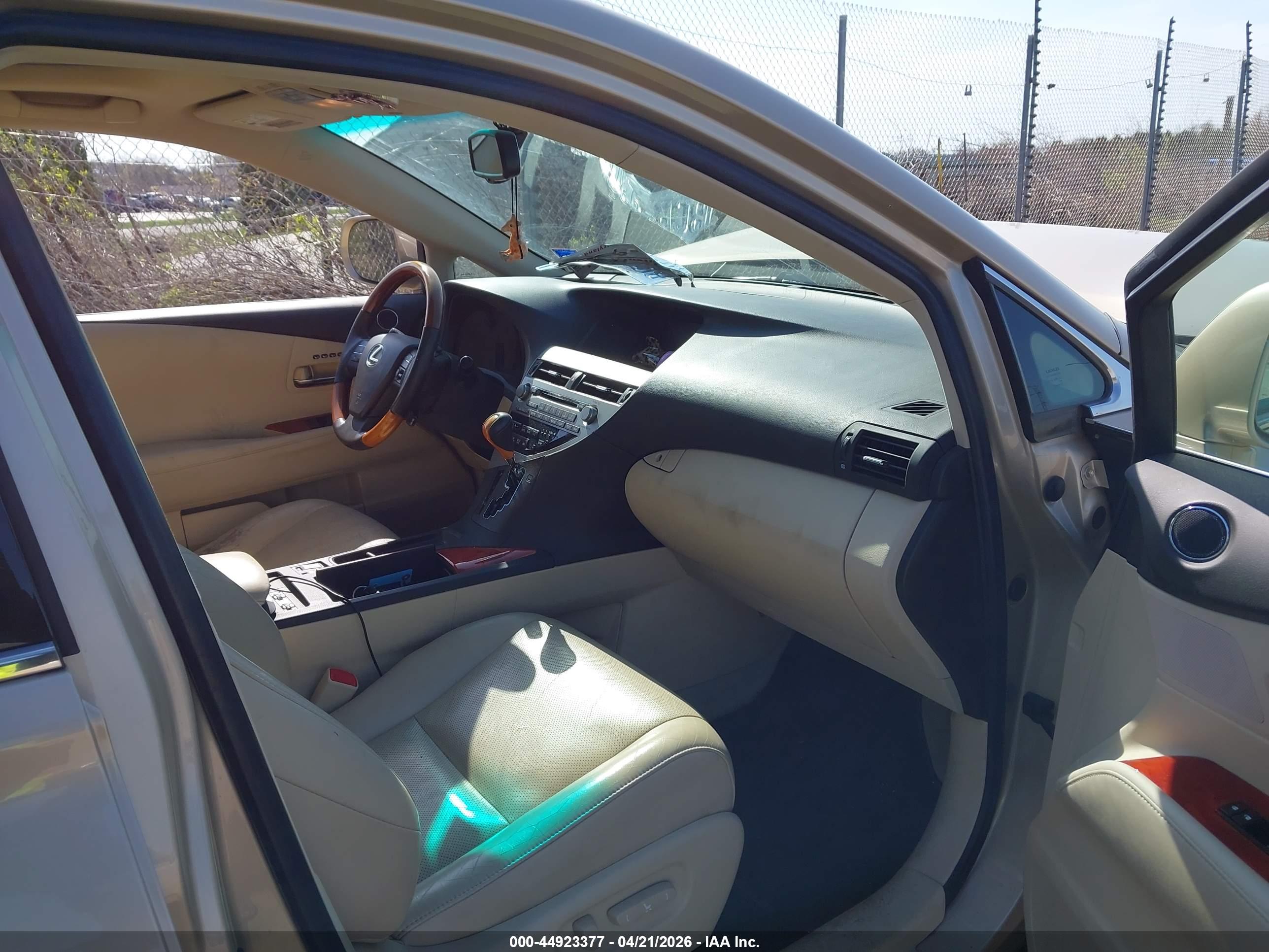 LEXUS RX image 5