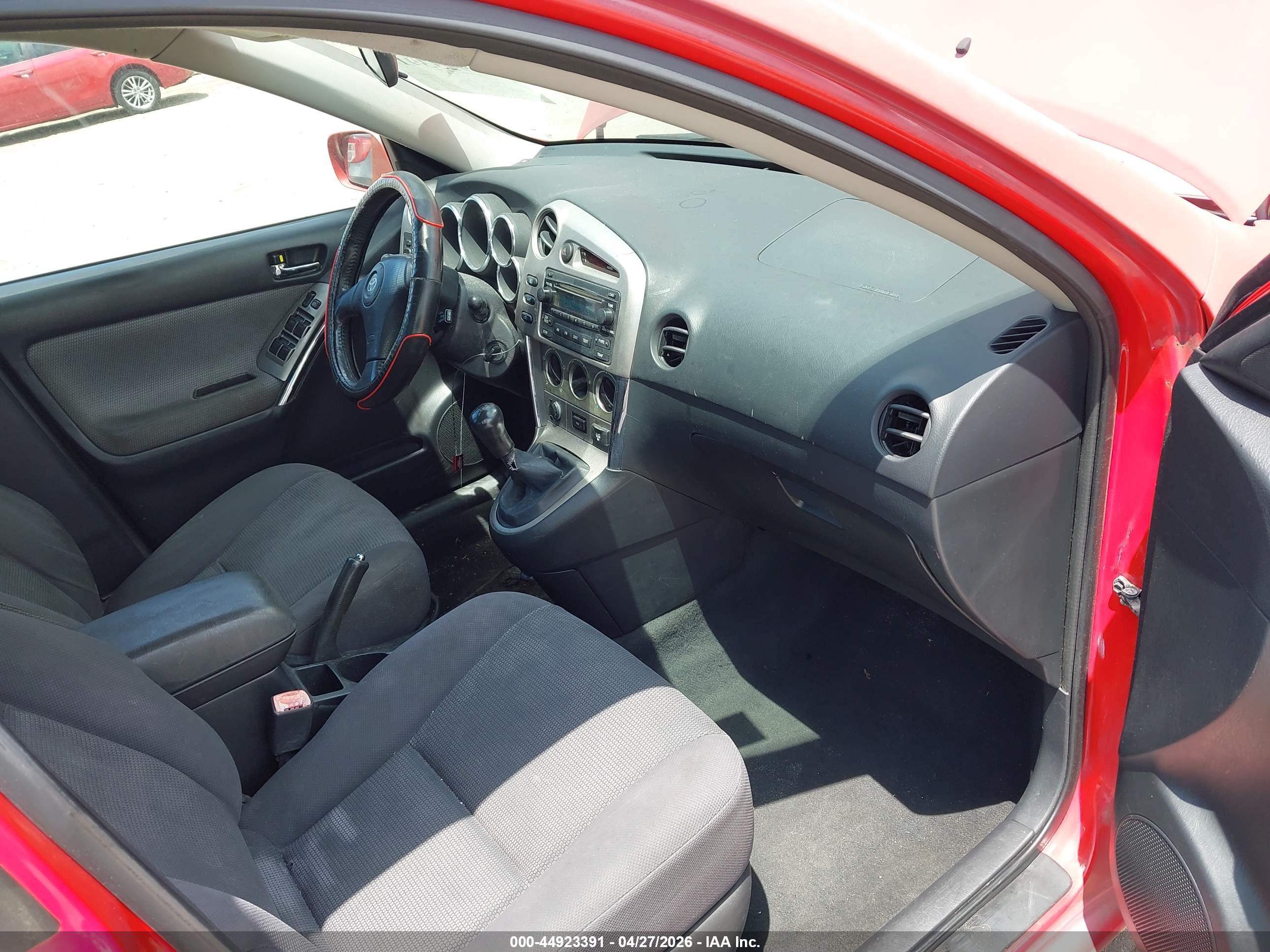 TOYOTA COROLLA image 5