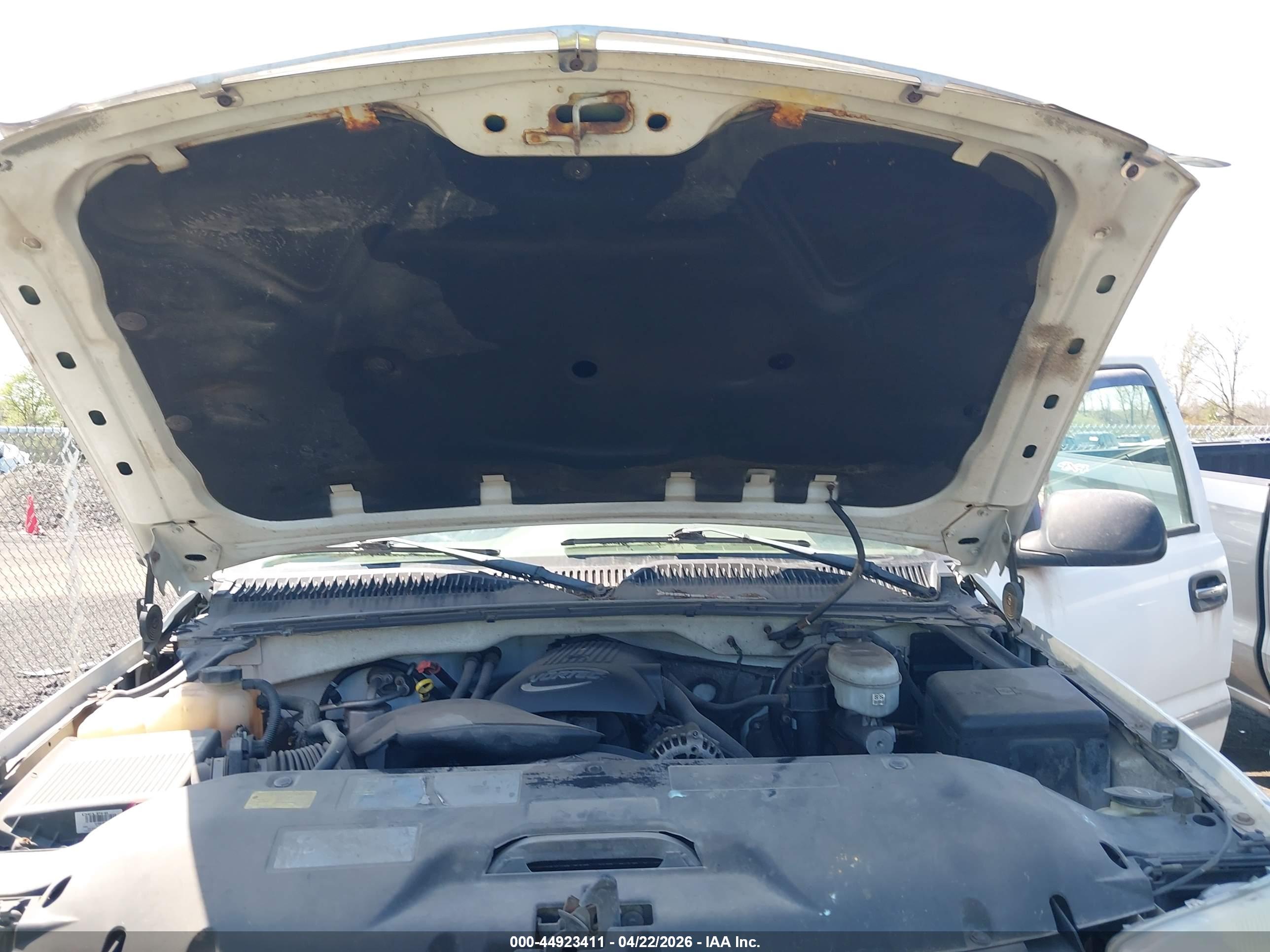 GMC SIERRA image 10