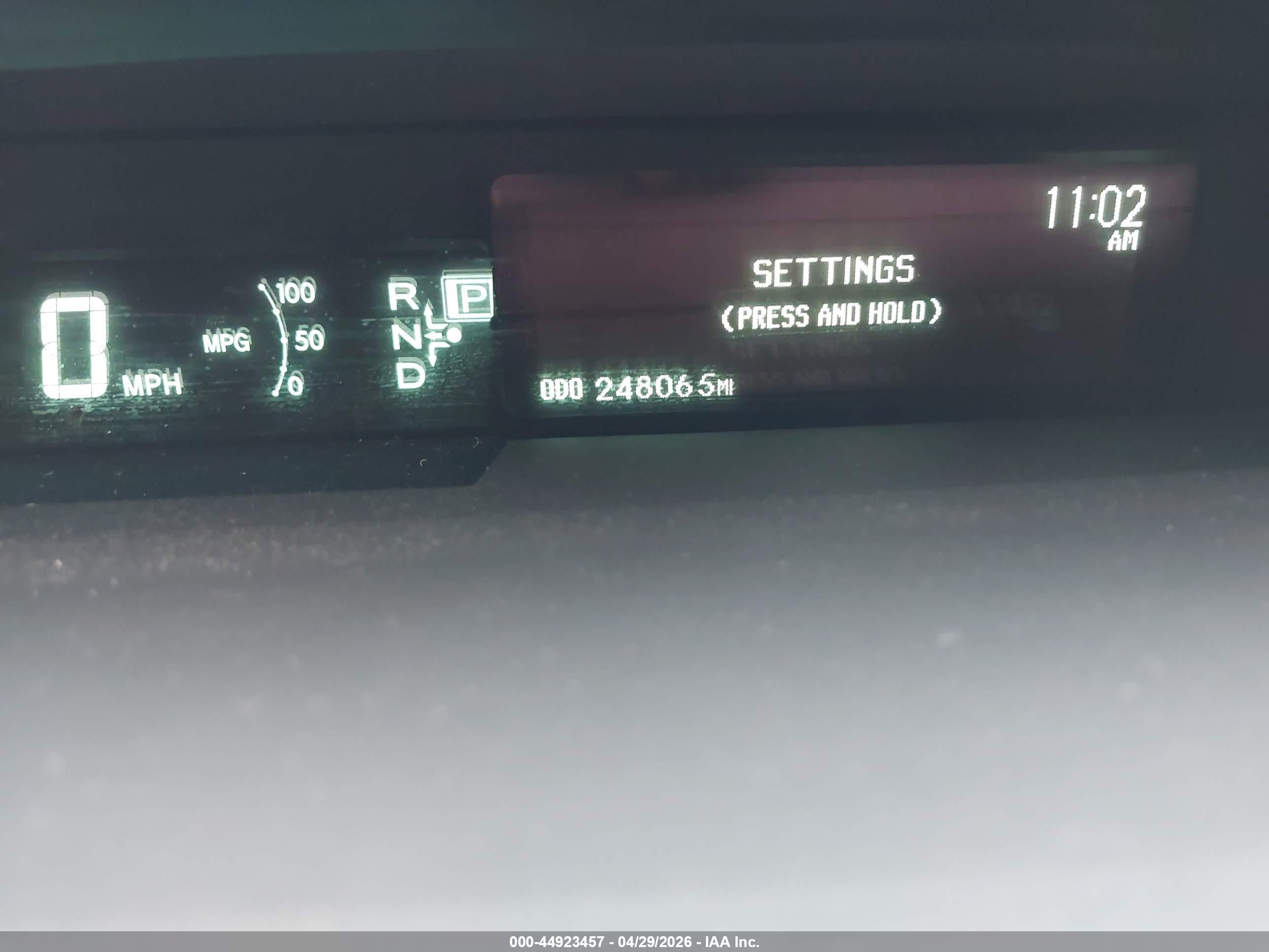 TOYOTA PRIUS image 7