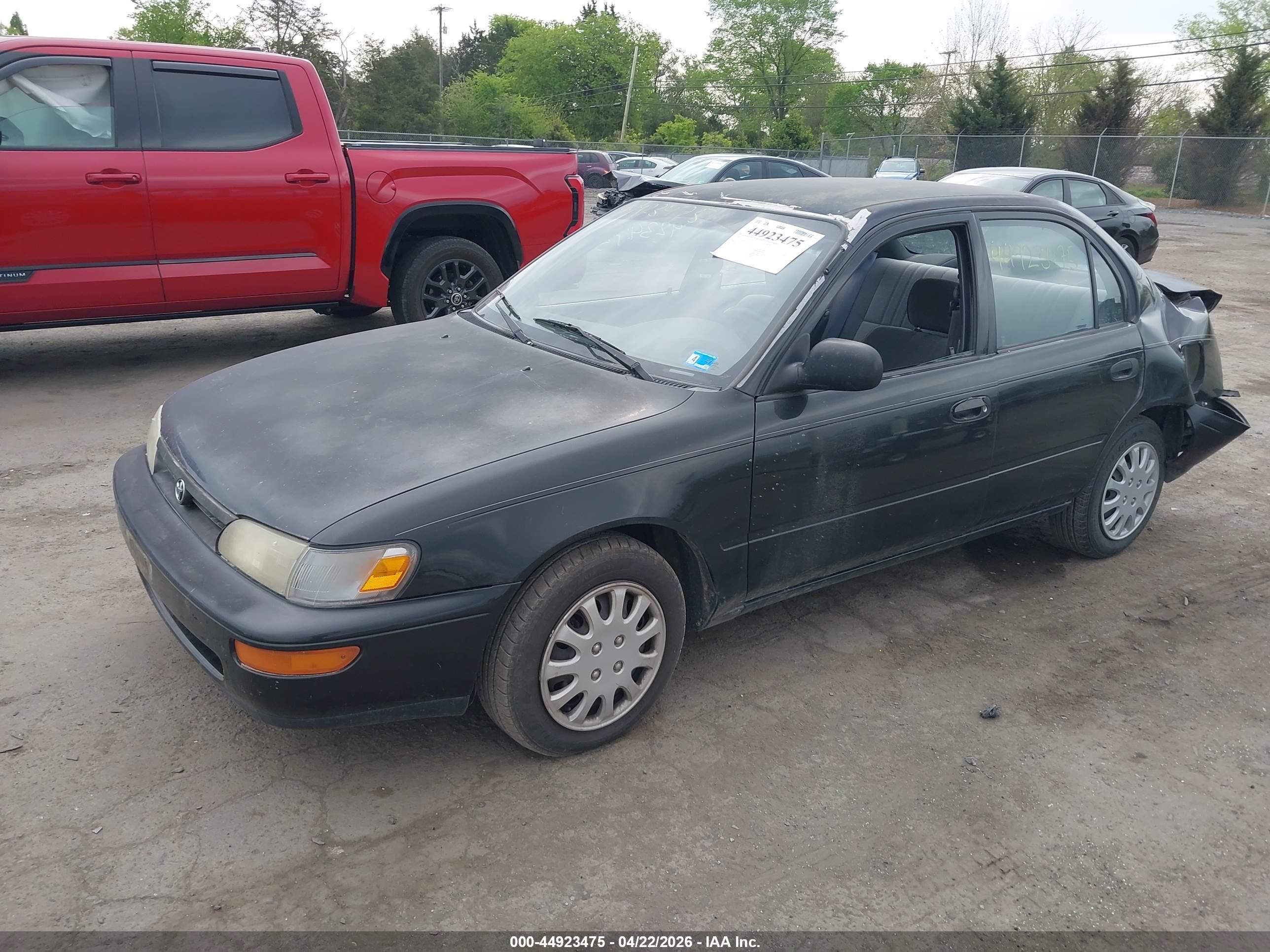 TOYOTA COROLLA image 2