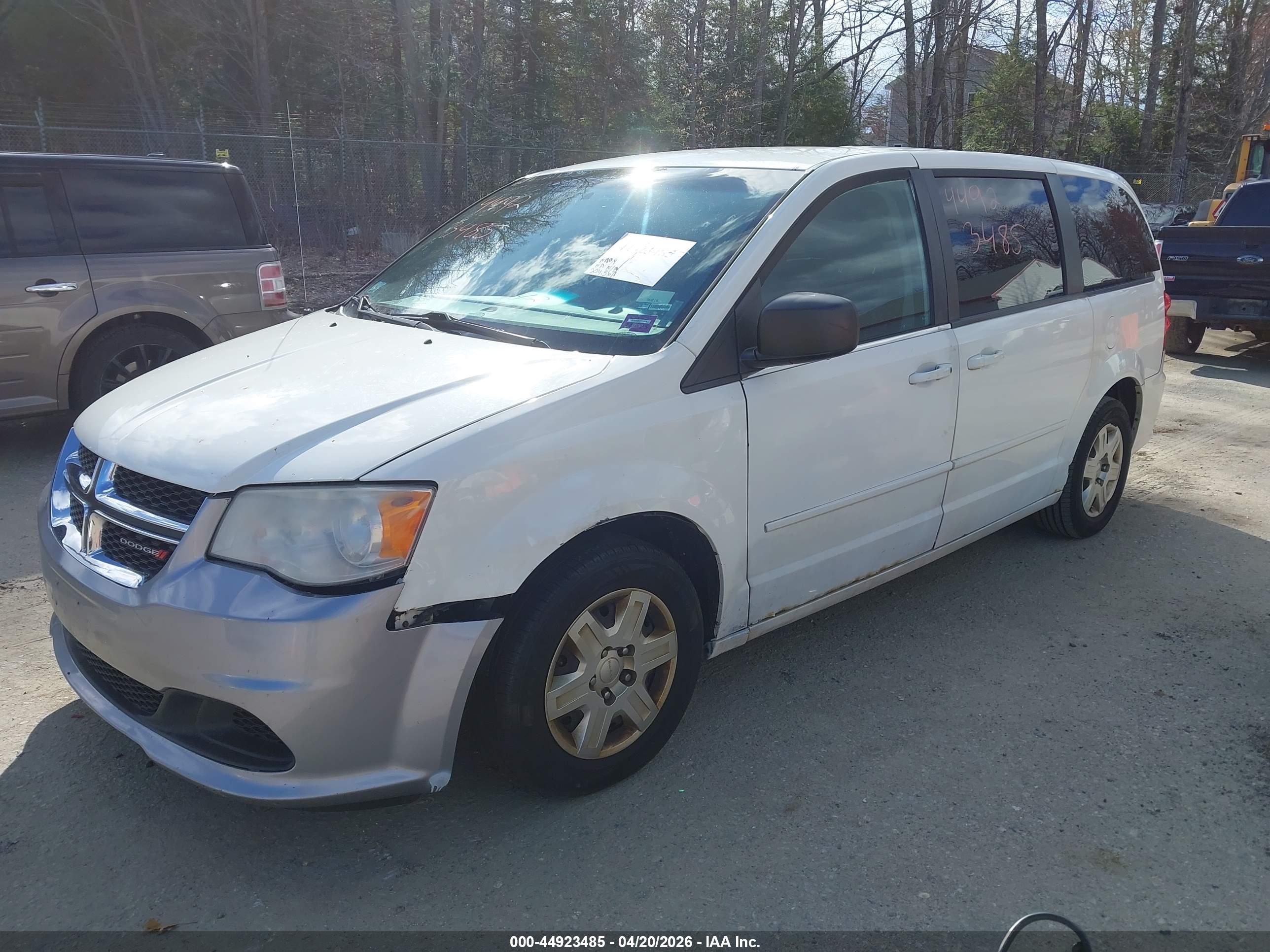 DODGE GRAND image 2