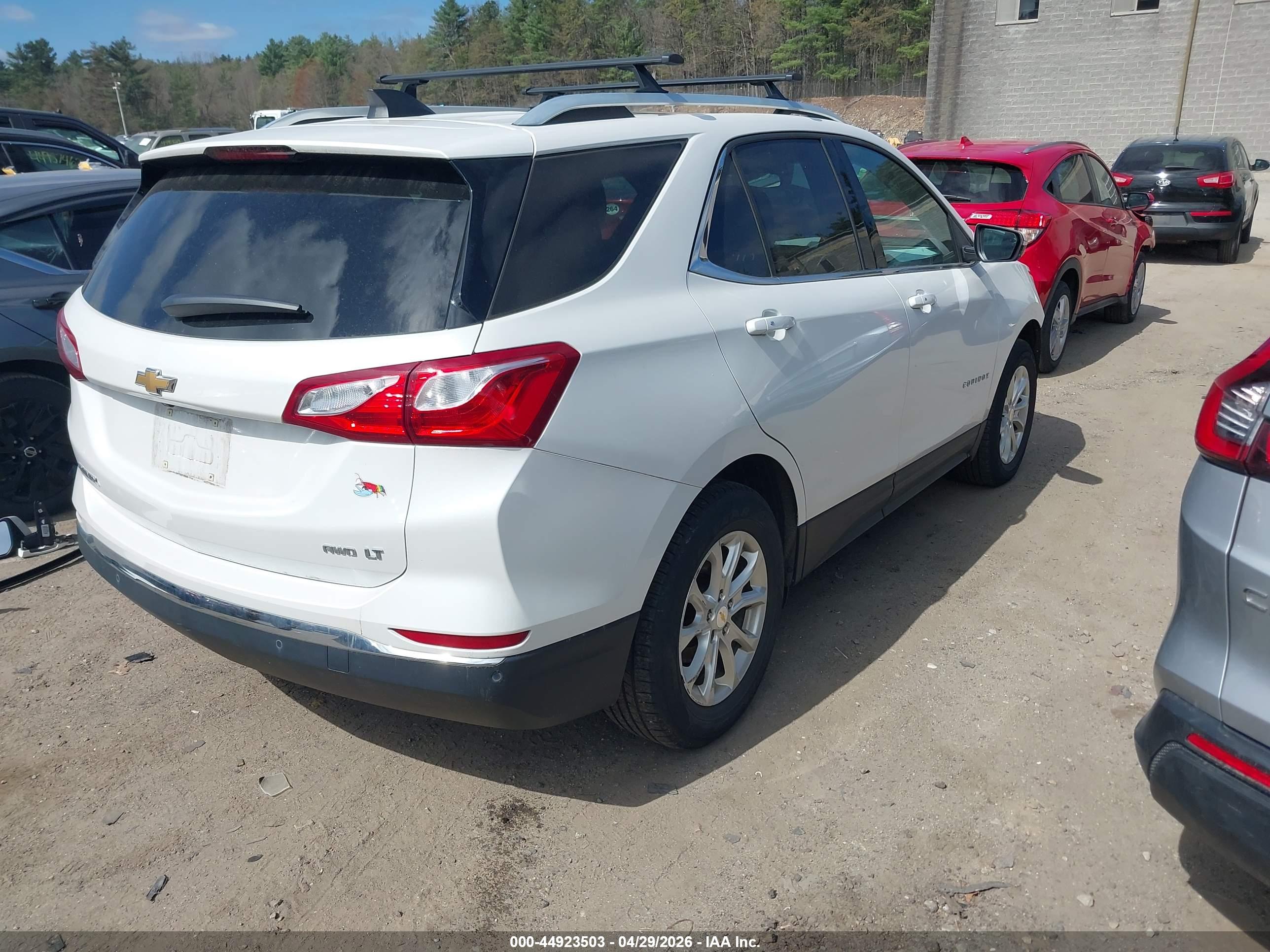 CHEVROLET EQUINOX image 4