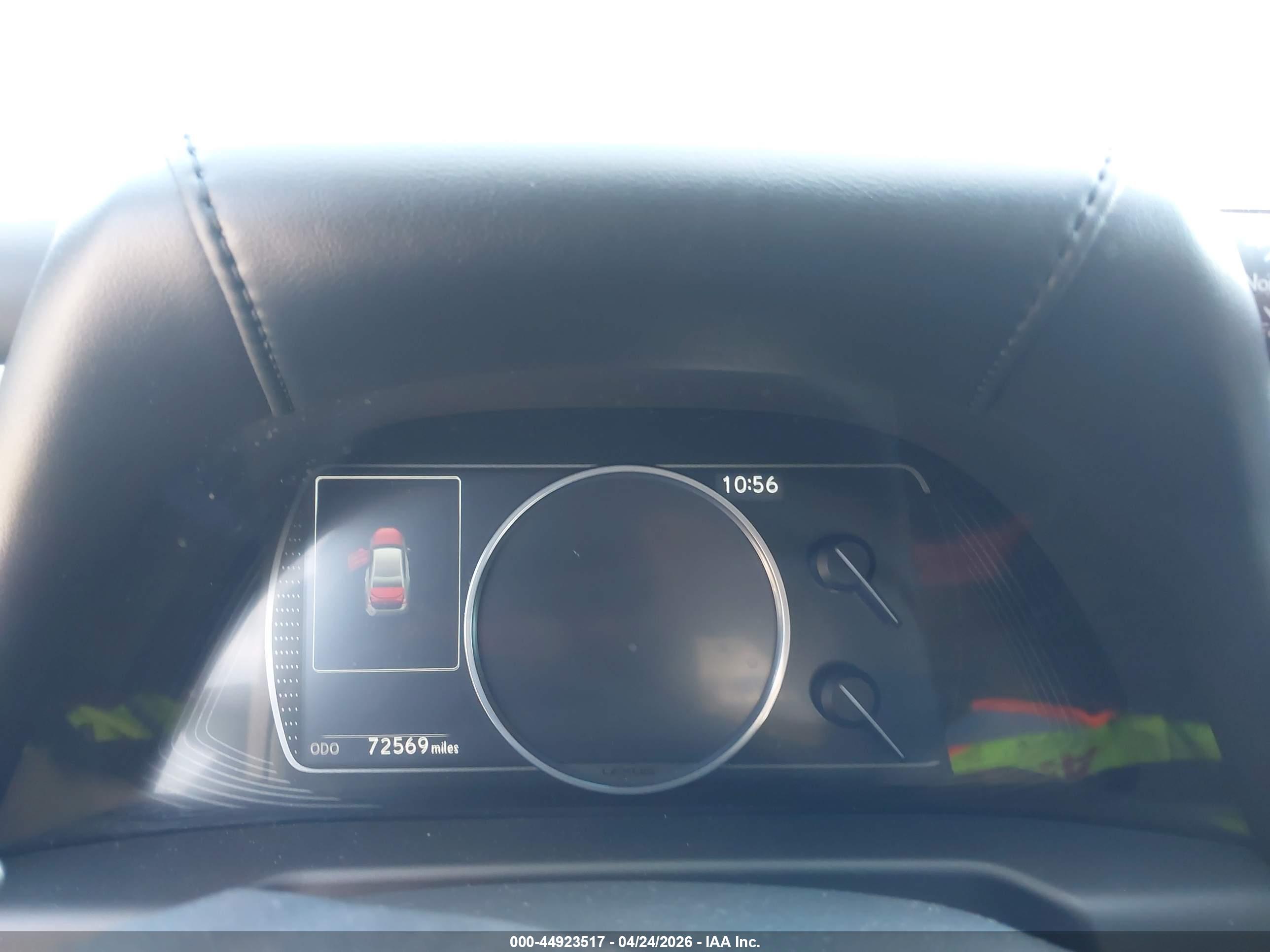 LEXUS ES image 7