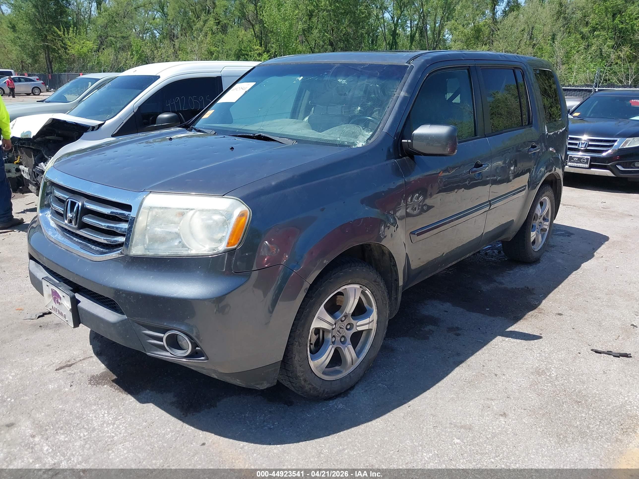 HONDA PILOT image 2