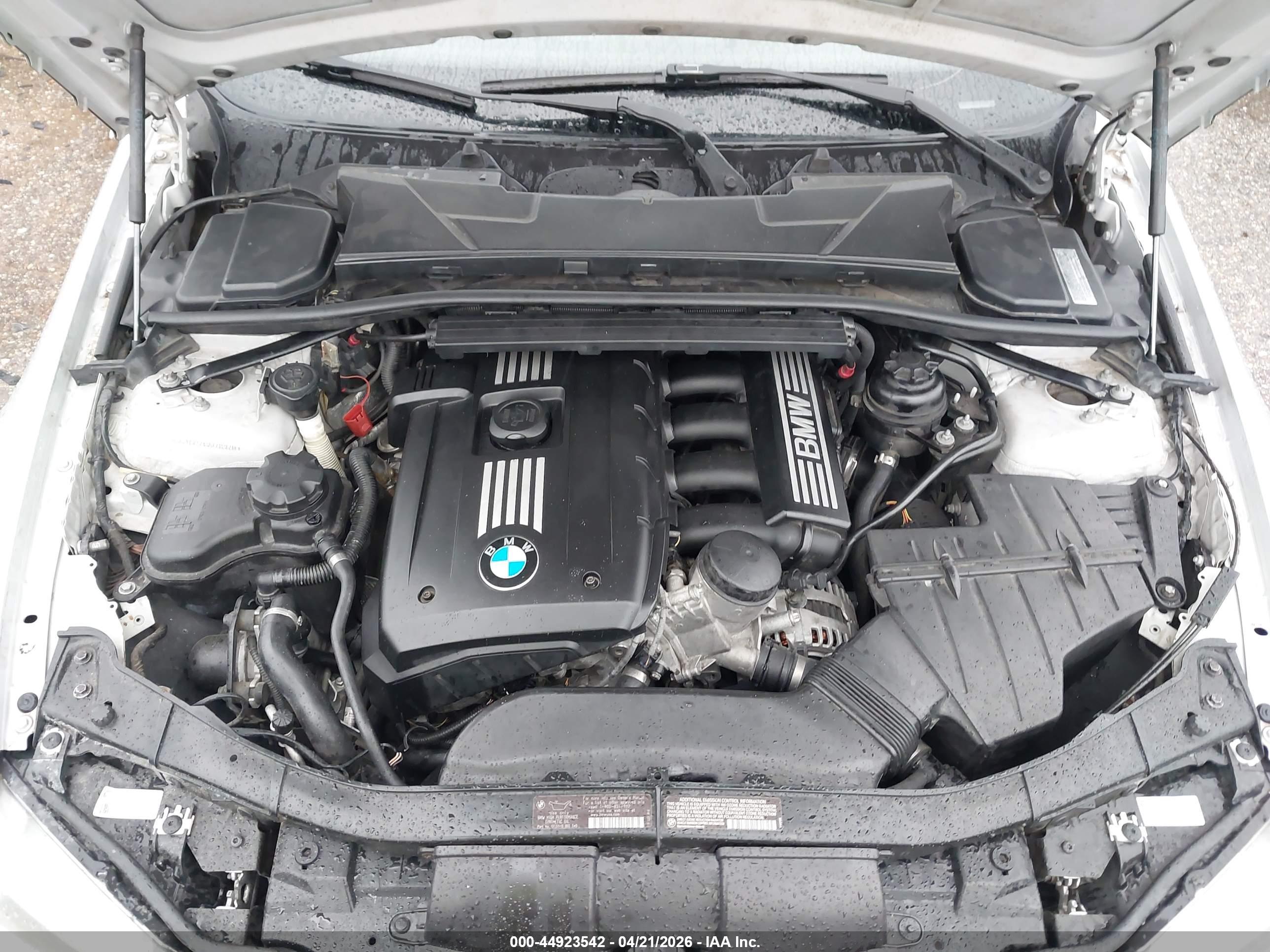 BMW 328I image 10