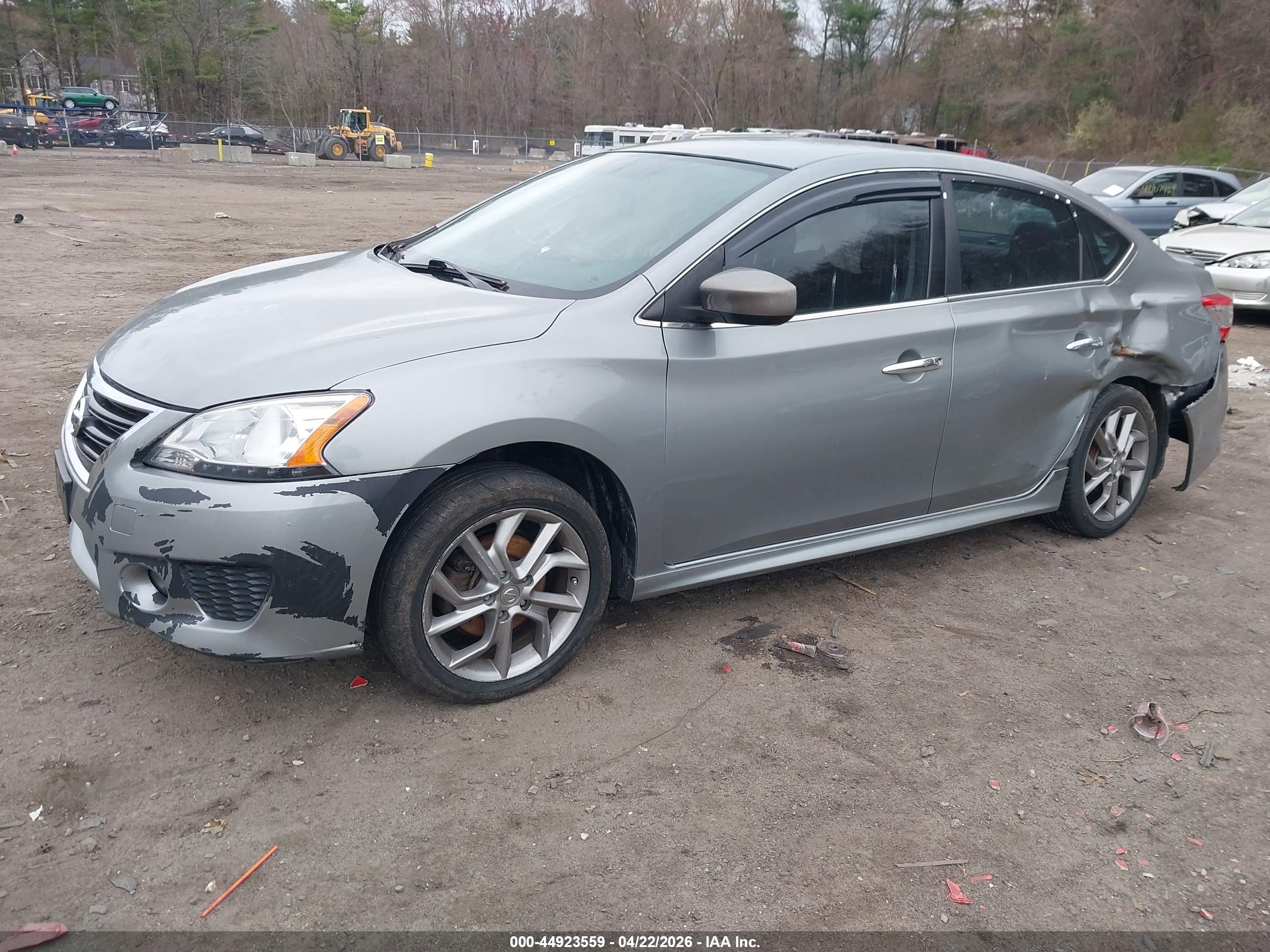 NISSAN SENTRA image 2