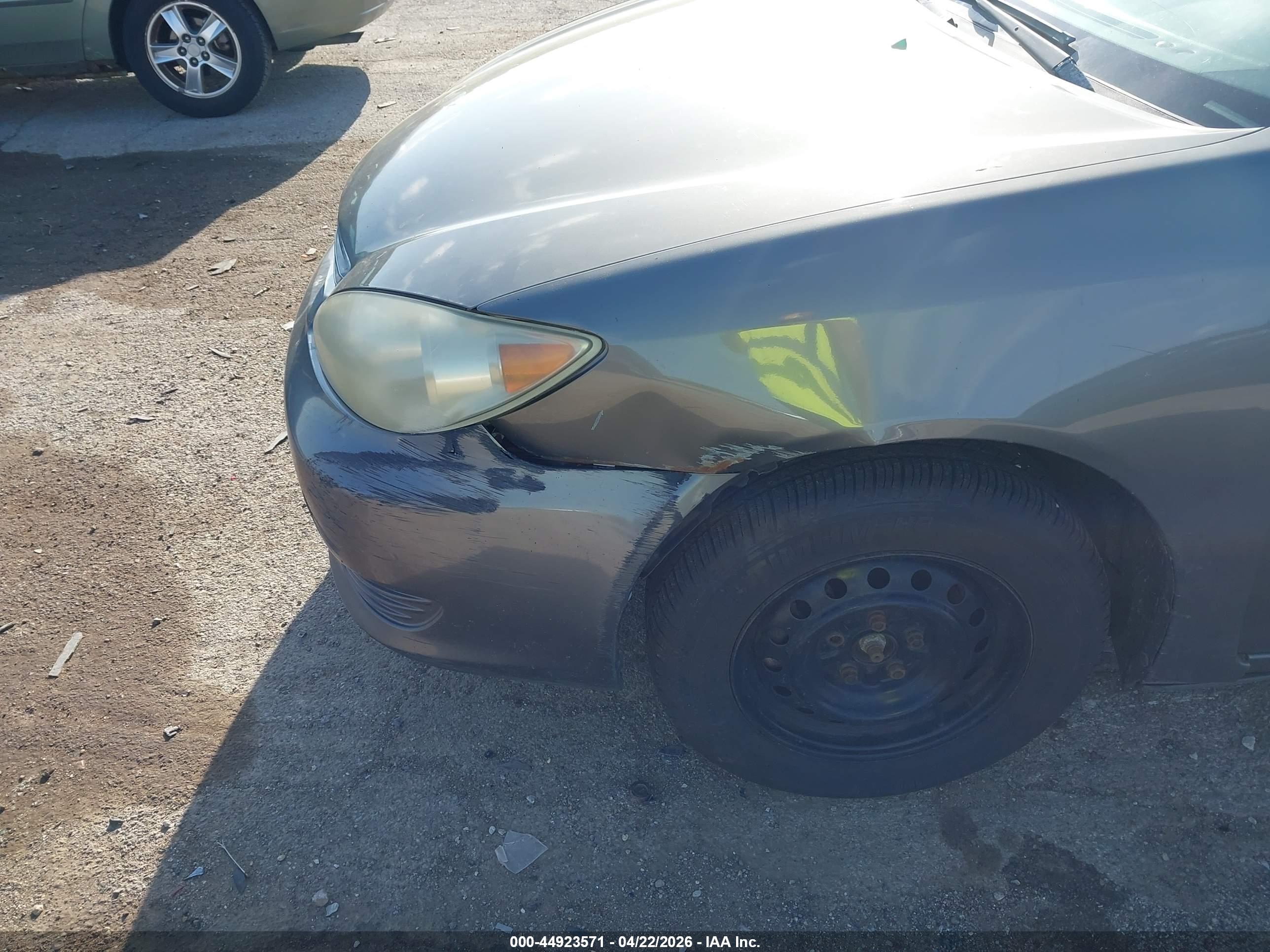 TOYOTA CAMRY image 6