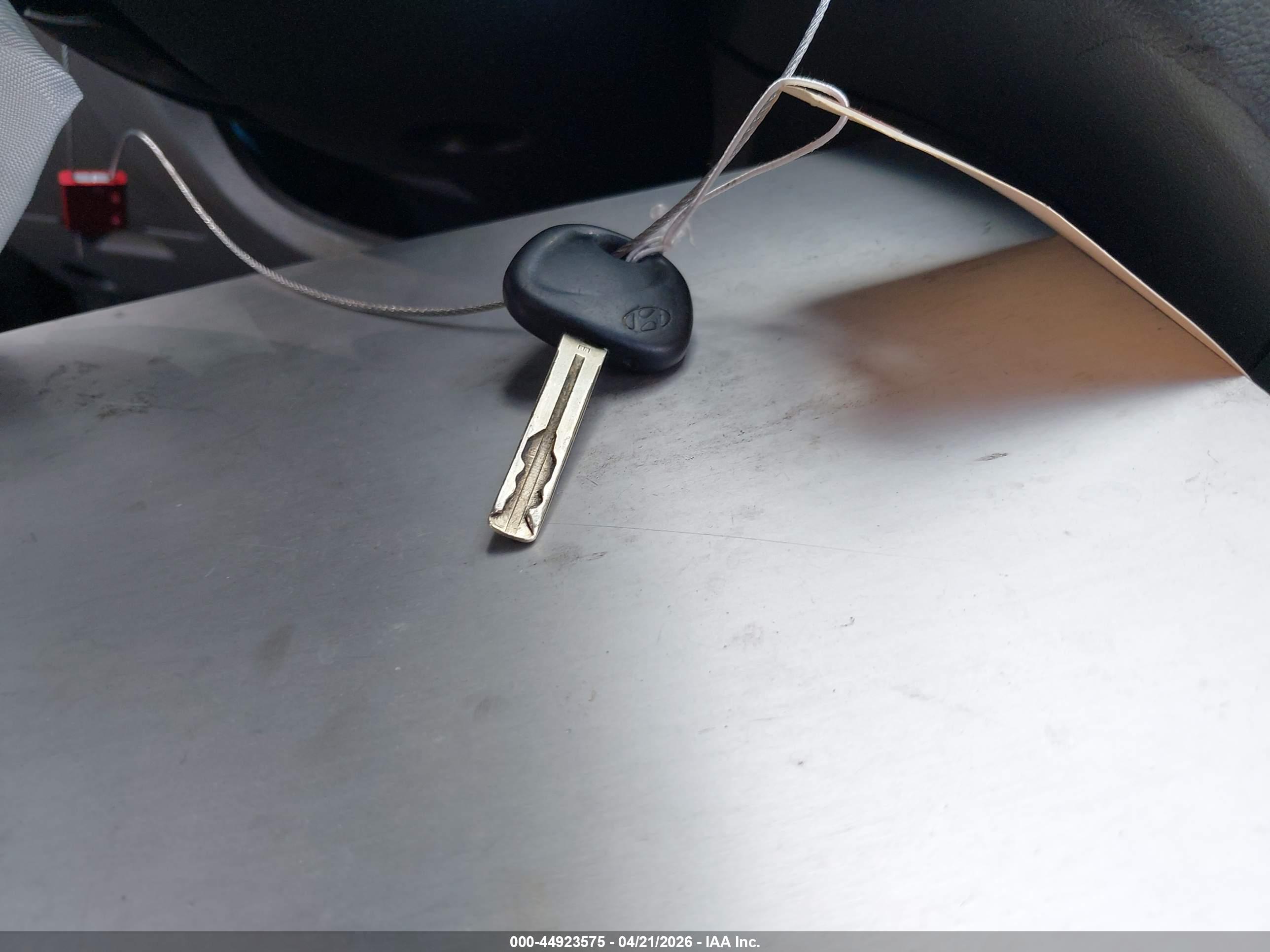 HYUNDAI SONATA image 11