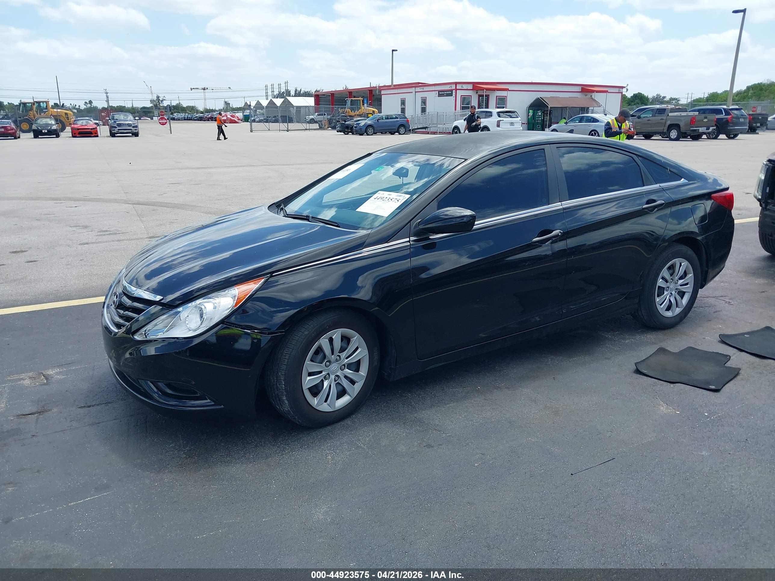 HYUNDAI SONATA image 2